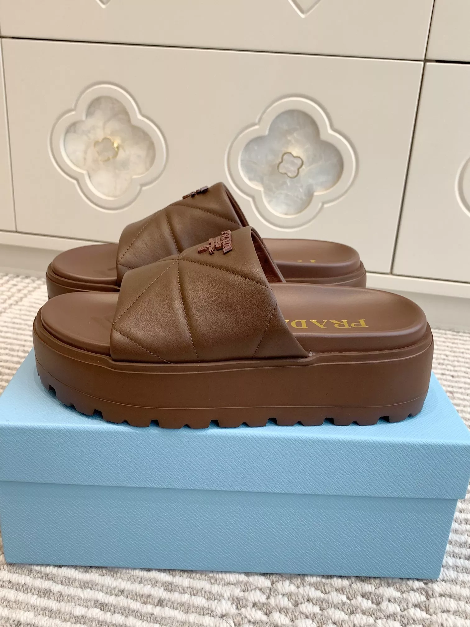 Prada Slippers For Women Bold 8901