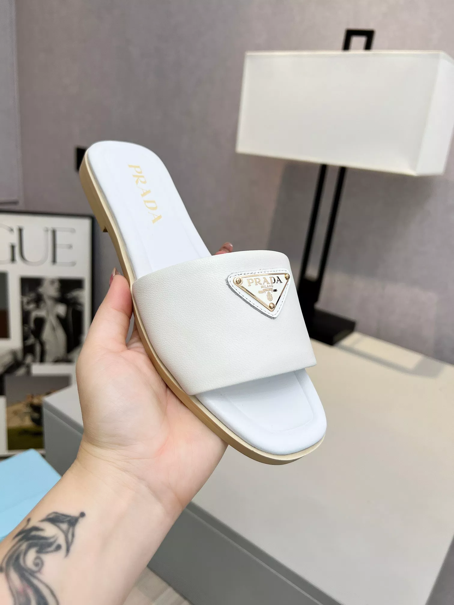 Prada Slippers For Women Breathable 5847
