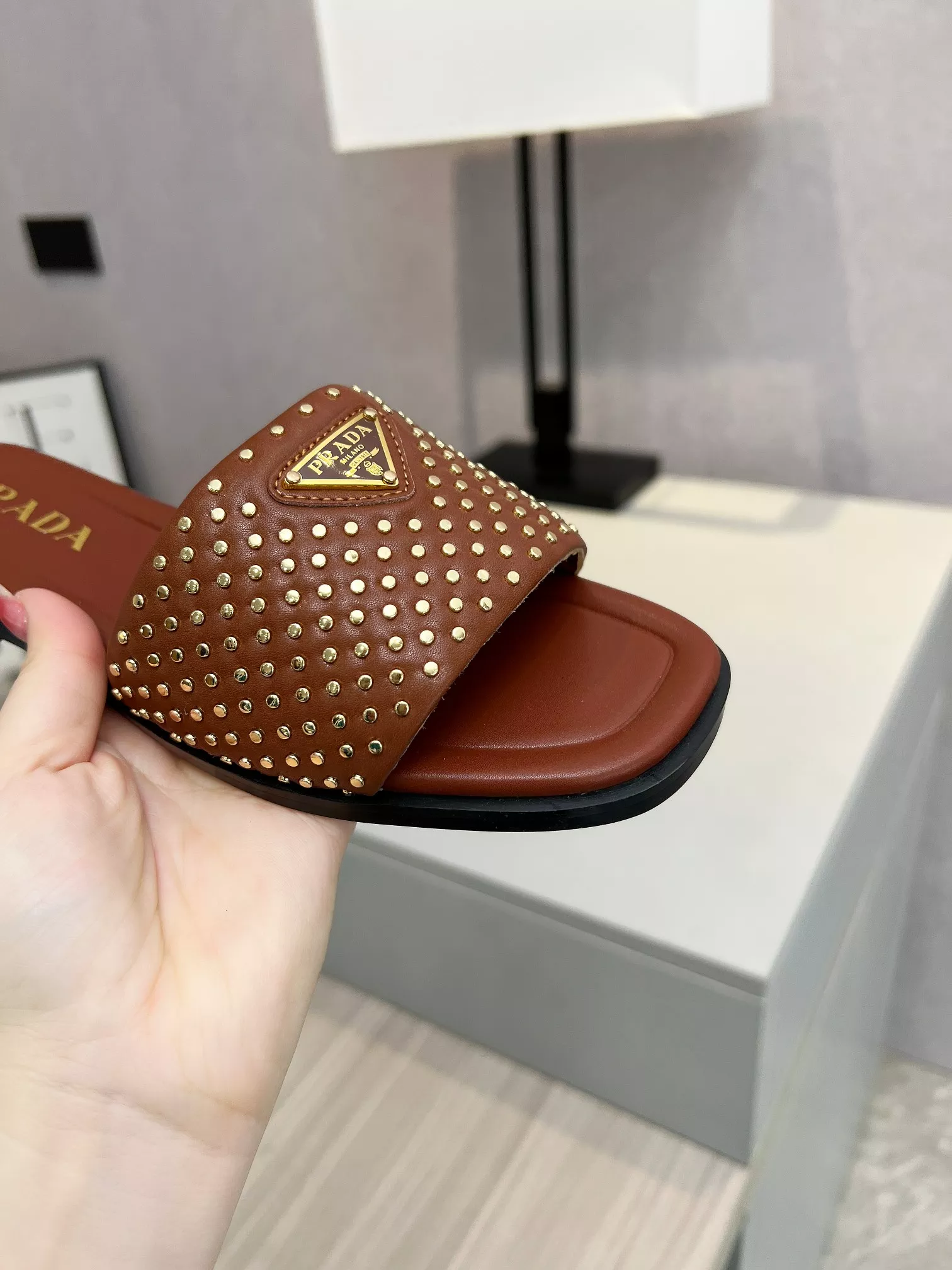 Prada Slippers For Women Classic 422