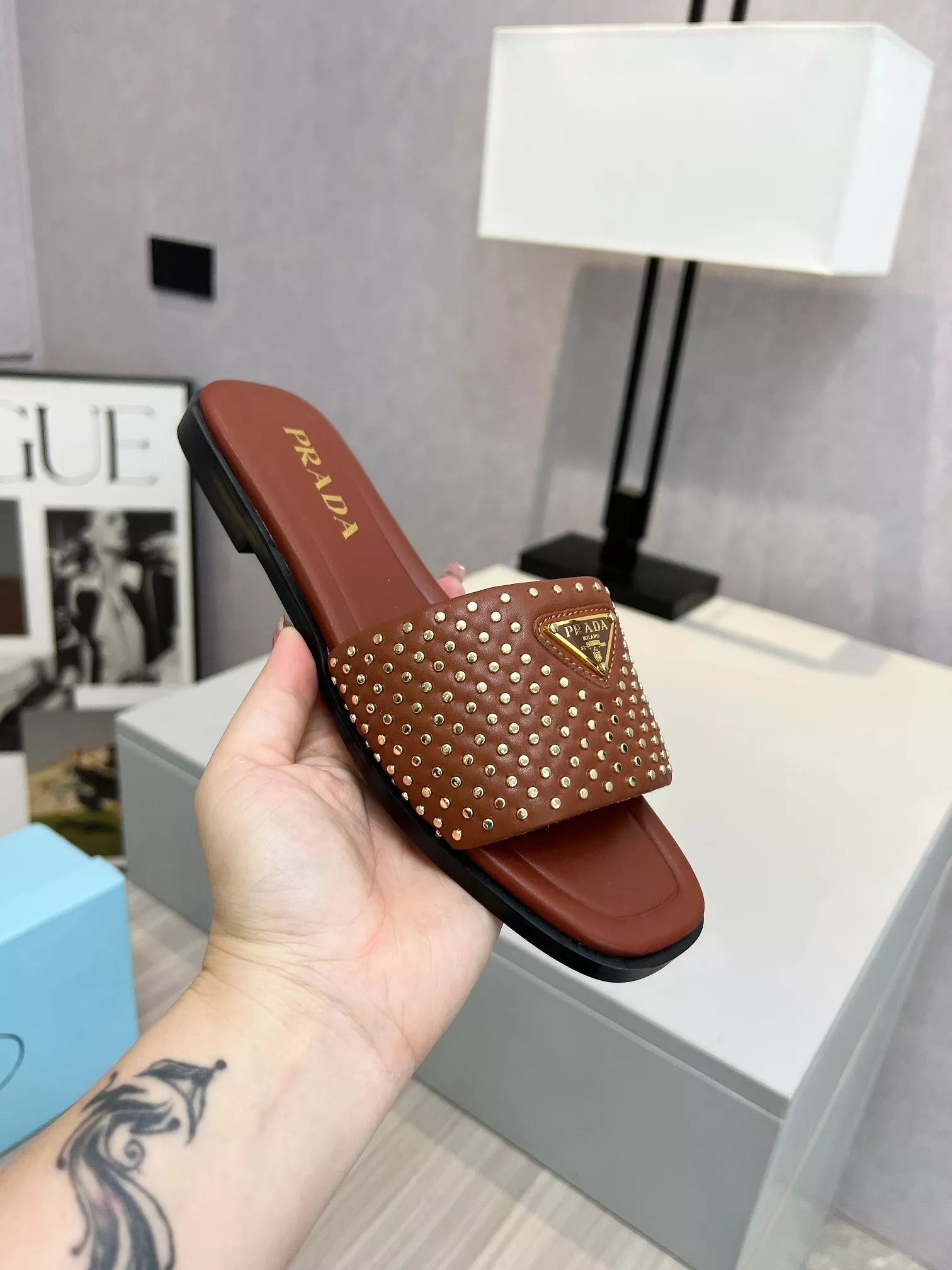 Prada Slippers For Women Classic 422