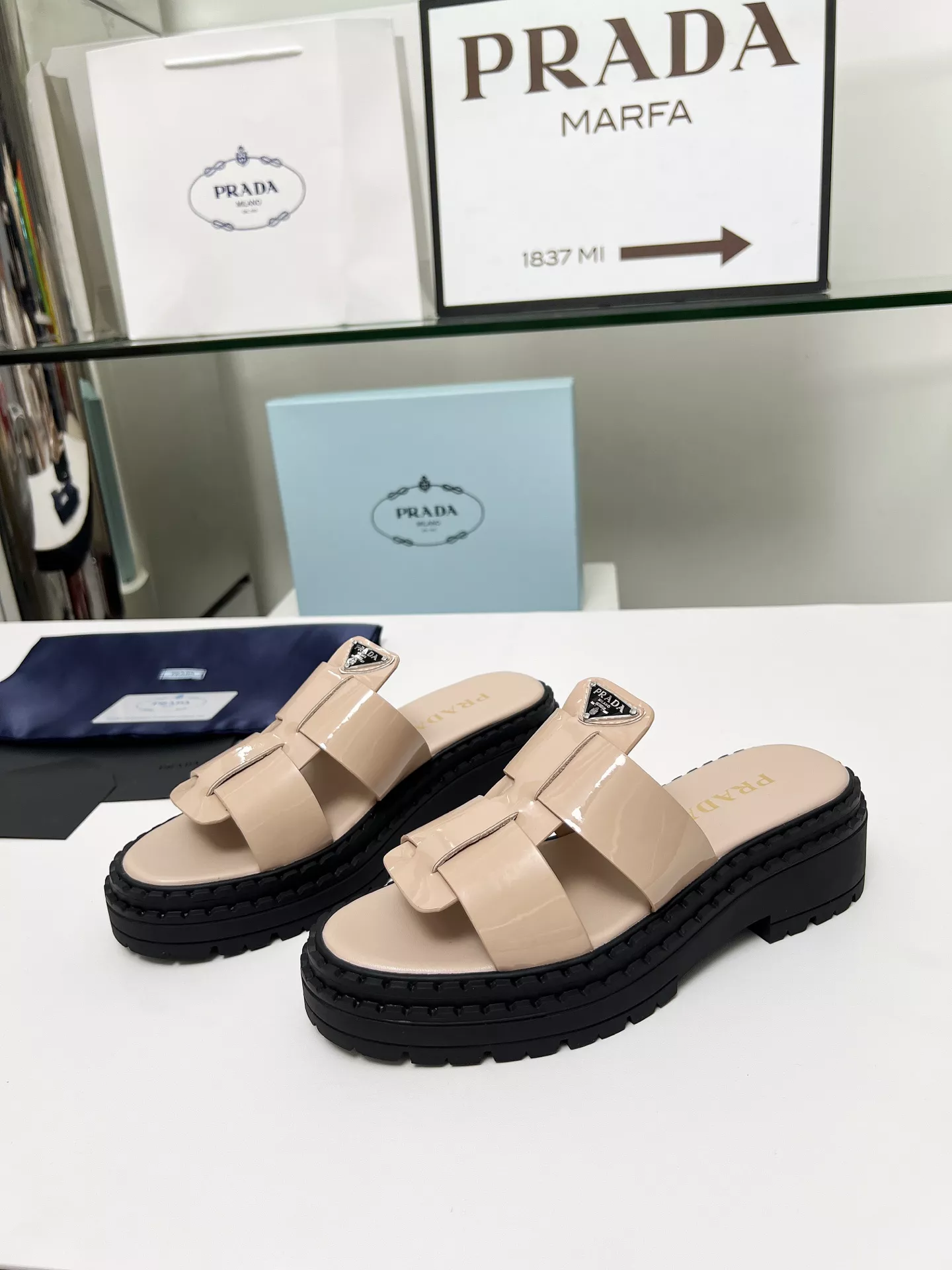 Prada Slippers For Women Cozy 508