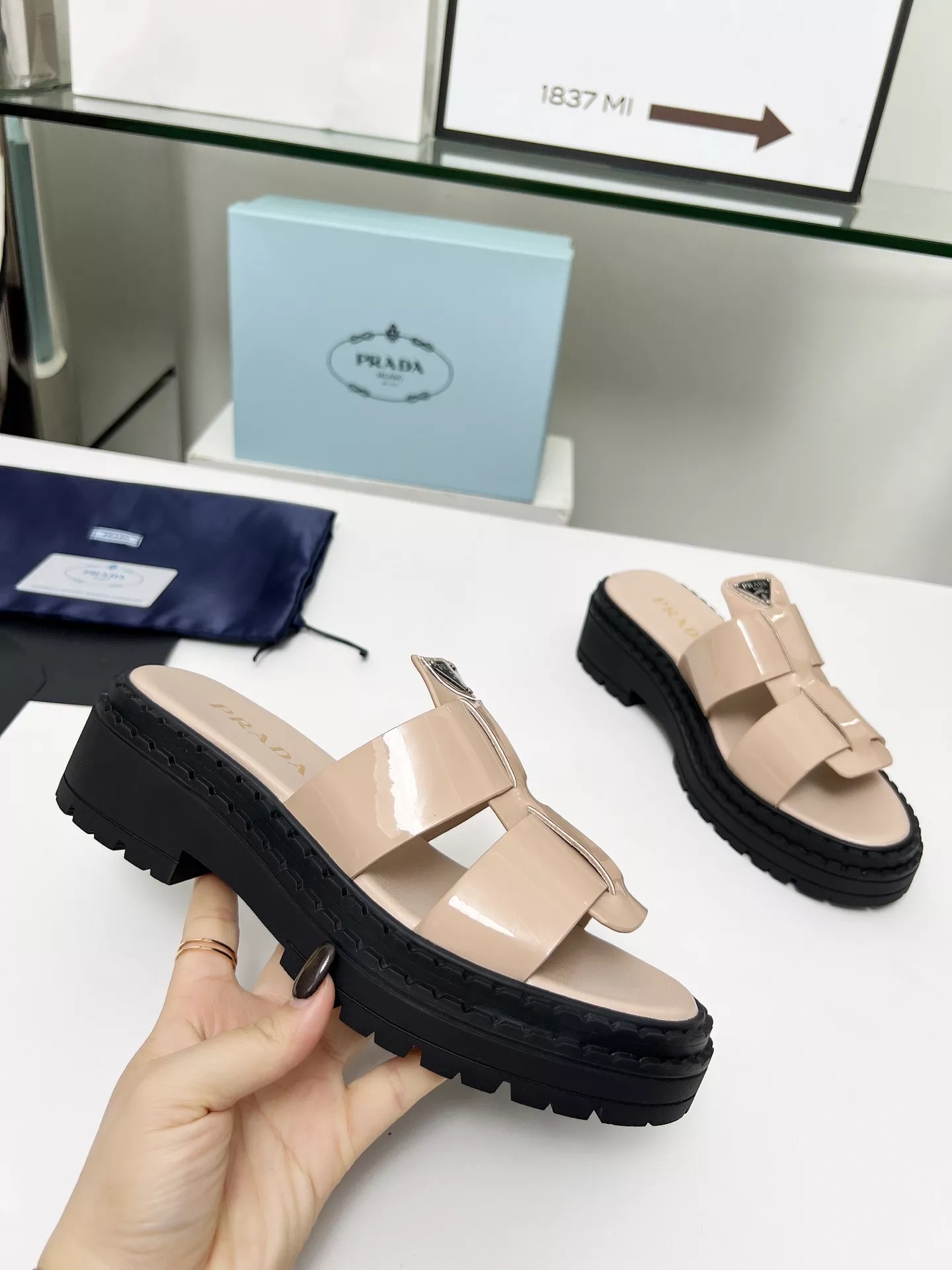 Prada Slippers For Women Cozy 508