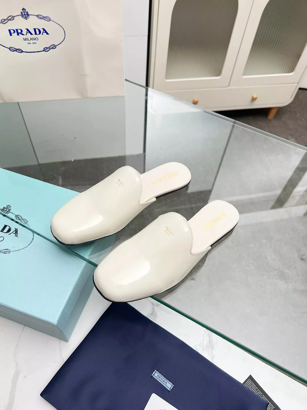 Prada Slippers For Women Durable 2543