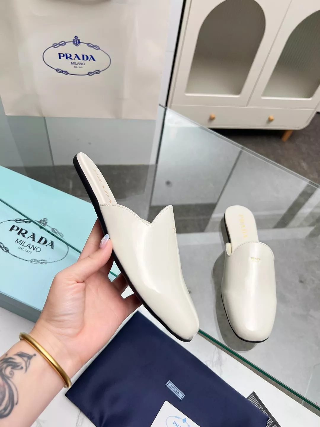 Prada Slippers For Women Durable 2543