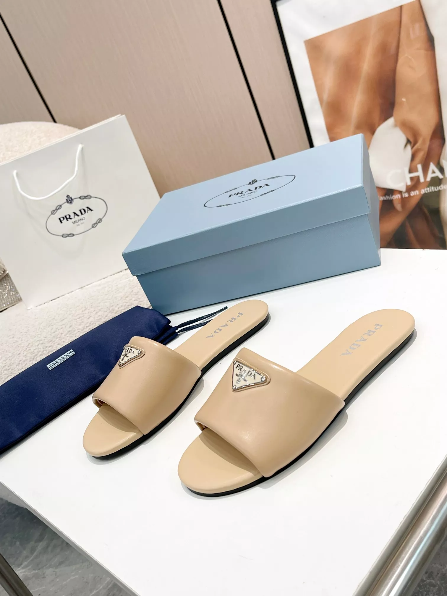 Prada Slippers For Women Durable 5515