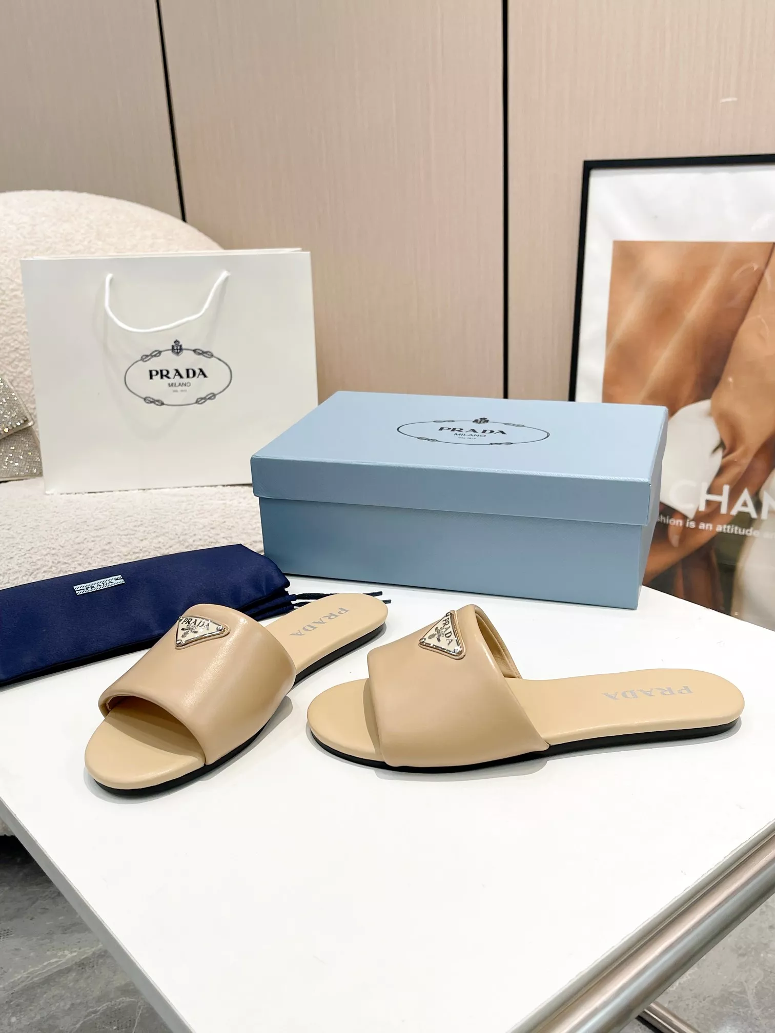 Prada Slippers For Women Durable 5515