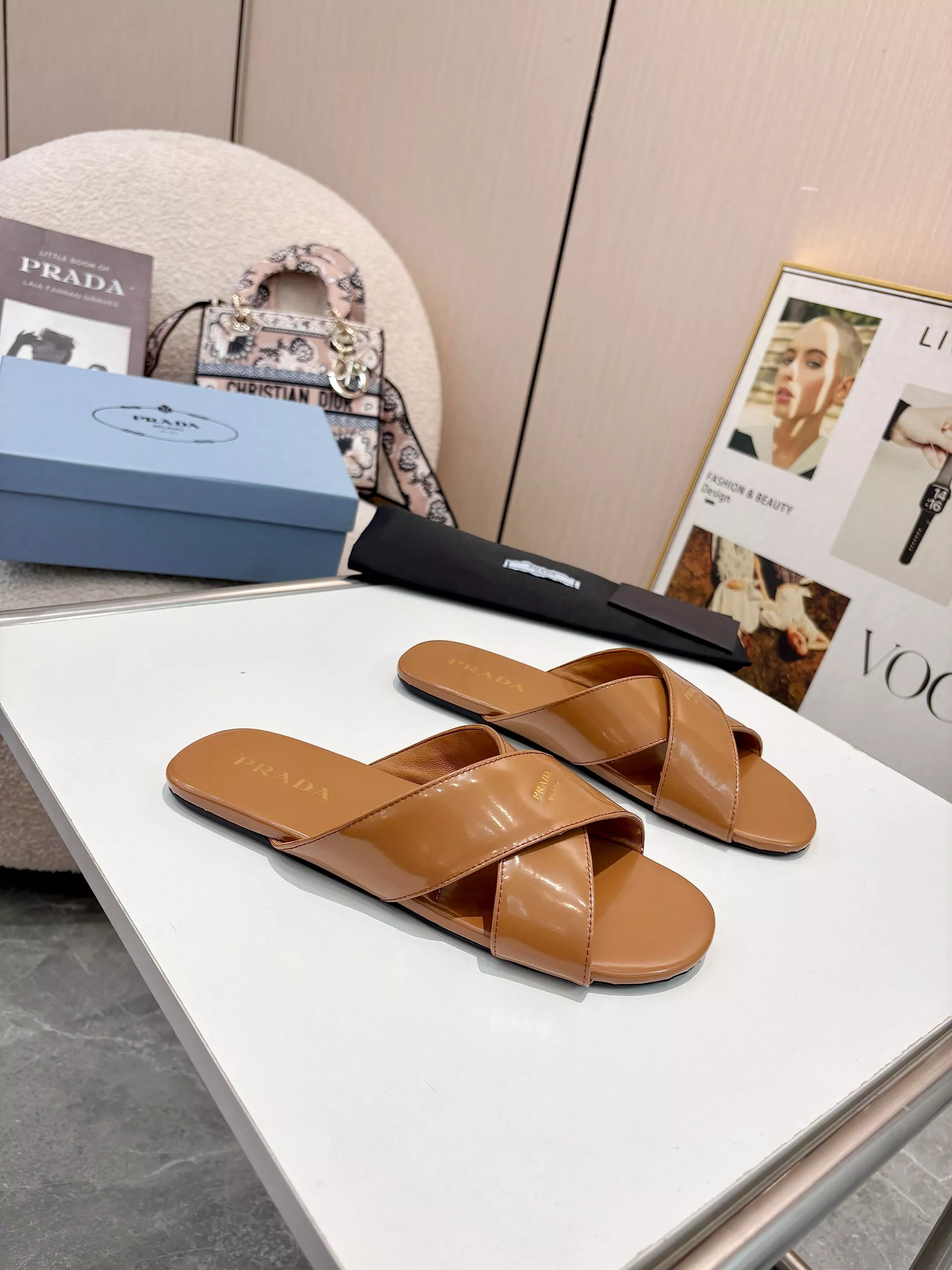 Prada Slippers For Women EasyMatch 1305