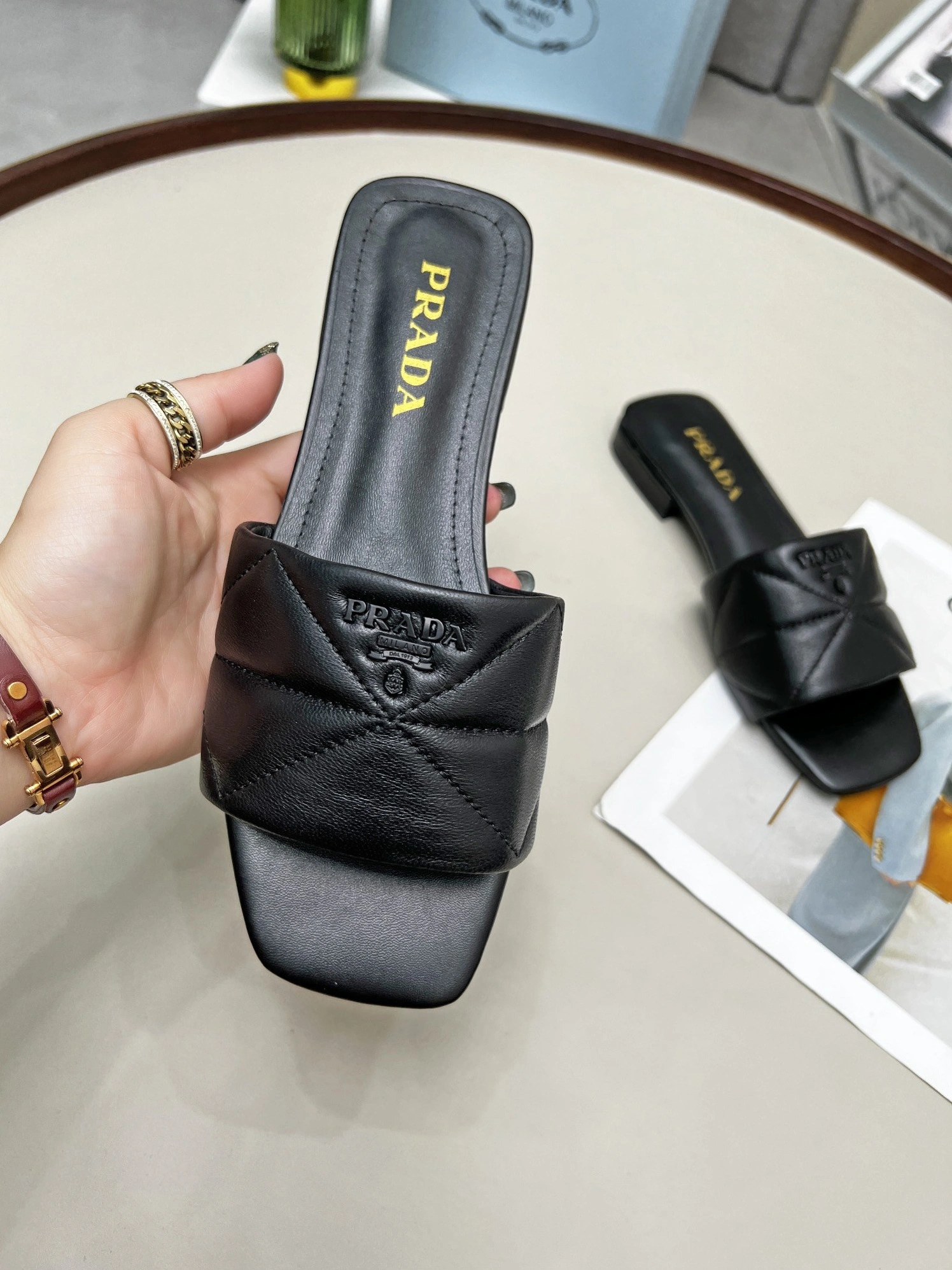 Prada Slippers For Women Elegant 3365