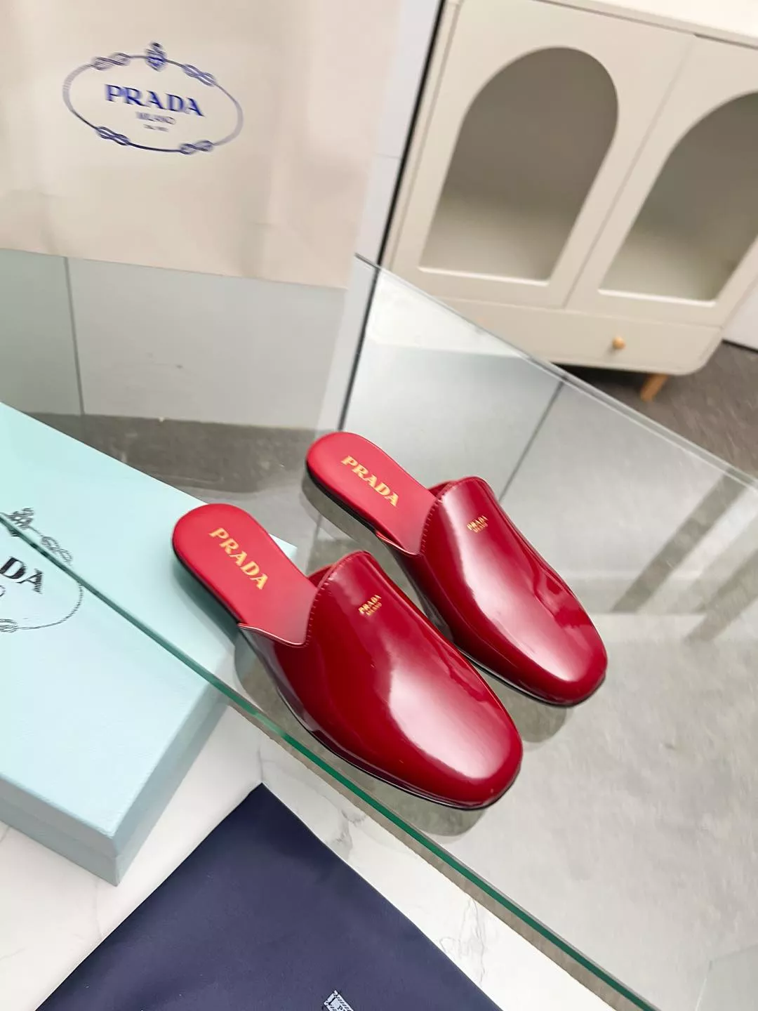Prada Slippers For Women EyeCatching 4808