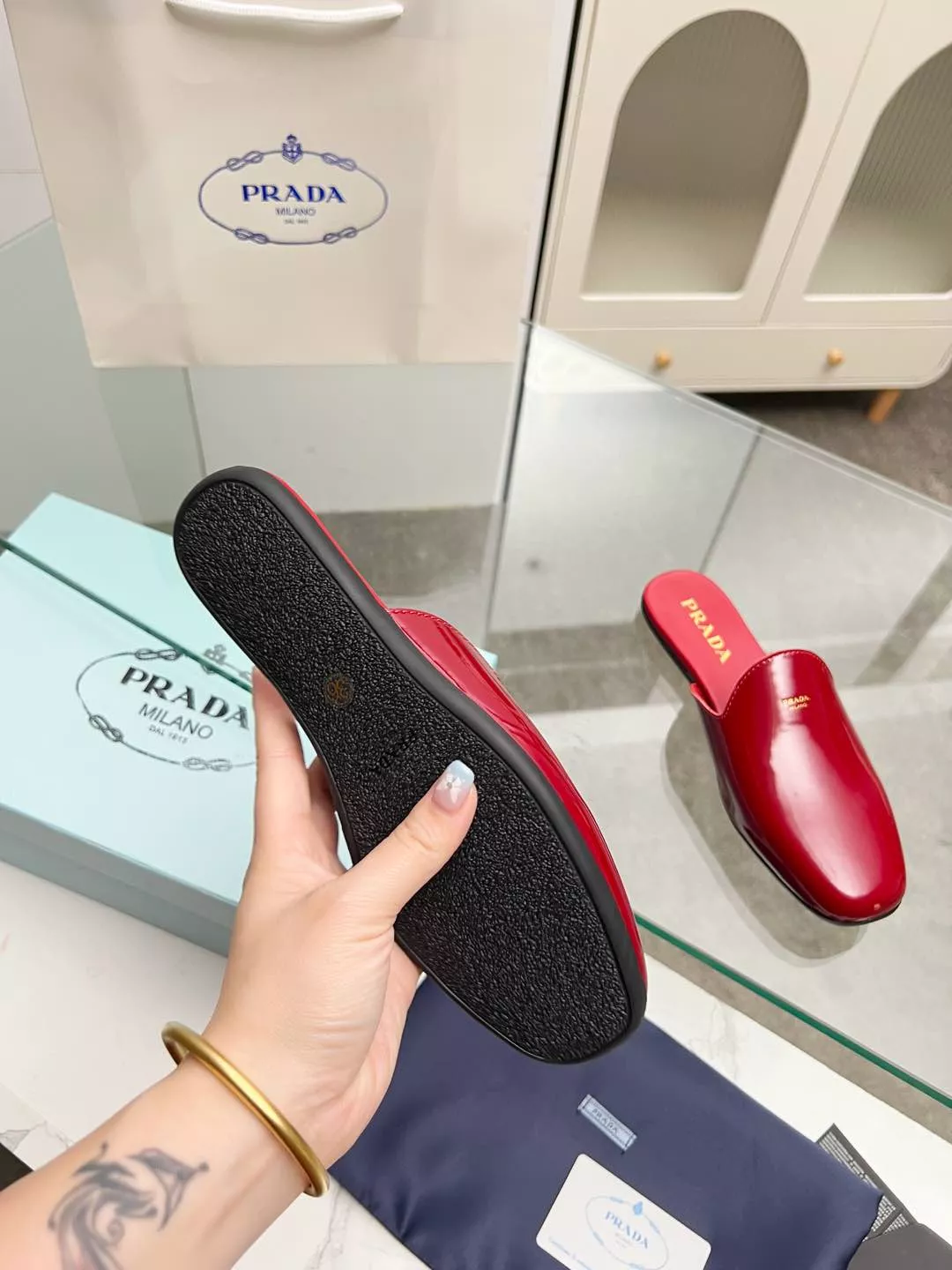 Prada Slippers For Women EyeCatching 4808