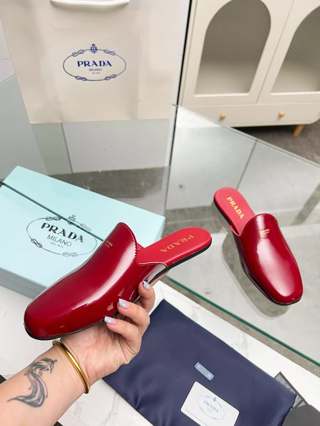 Prada Slippers For Women EyeCatching 4808