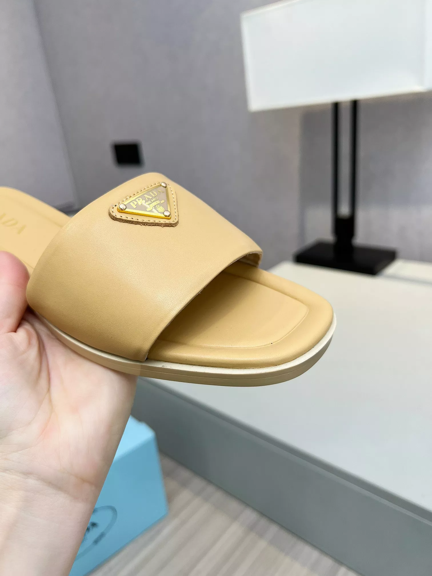 Prada Slippers For Women Flexible 7614