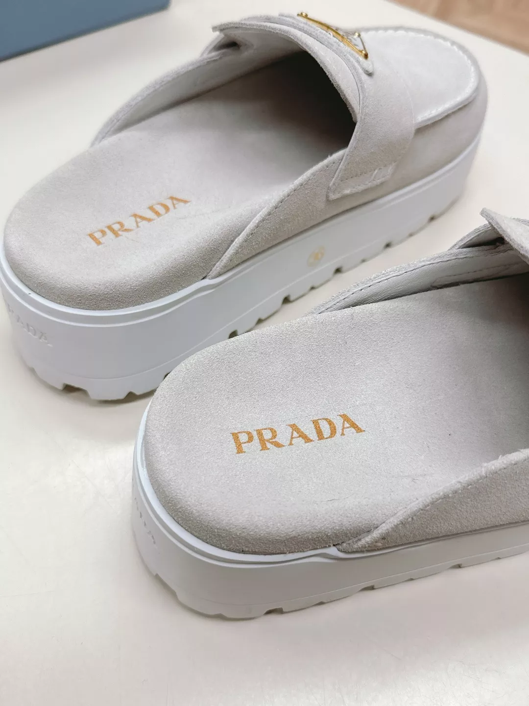 Prada Slippers For Women HighQuality 3236