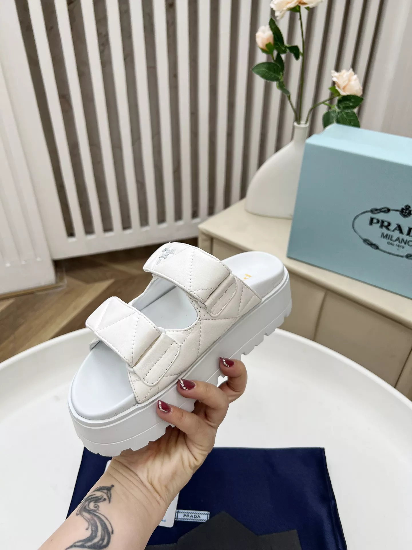 Prada Slippers For Women HighQuality 8293