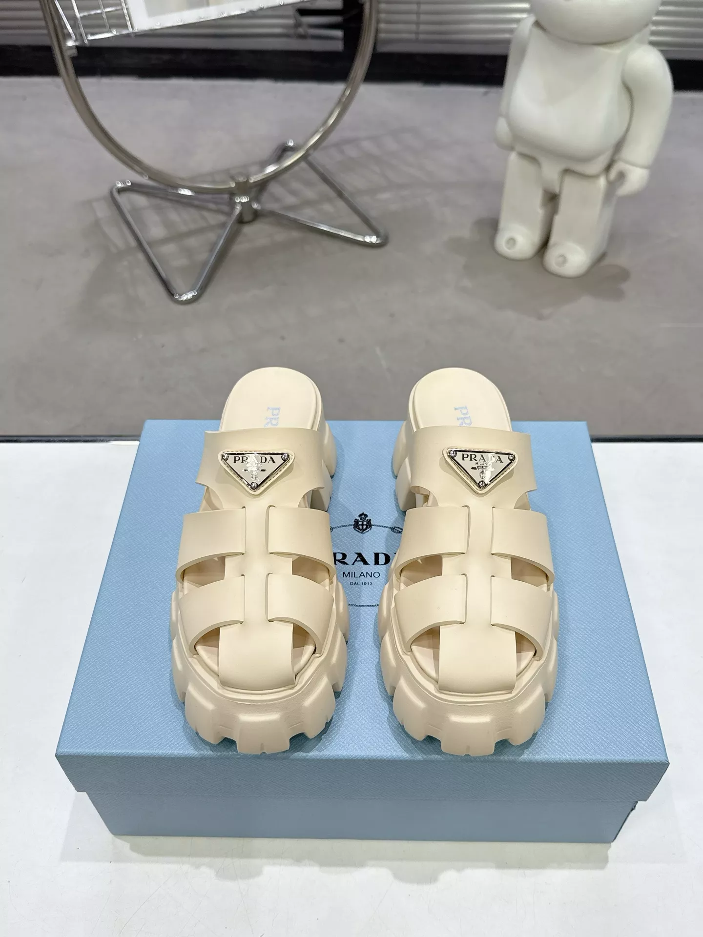 Prada Slippers For Women Minimalist 1151
