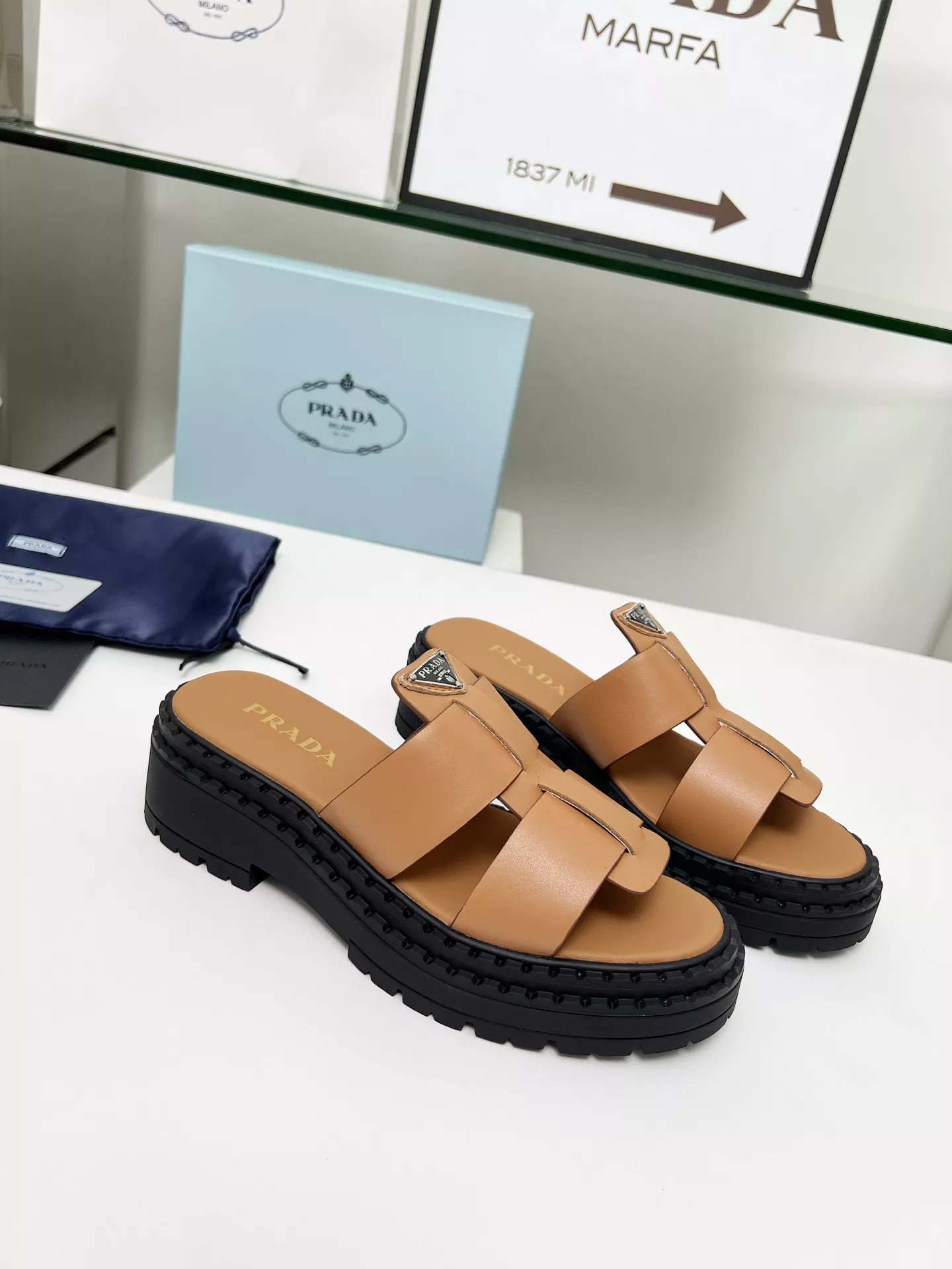 Prada Slippers For Women Minimalist 6076