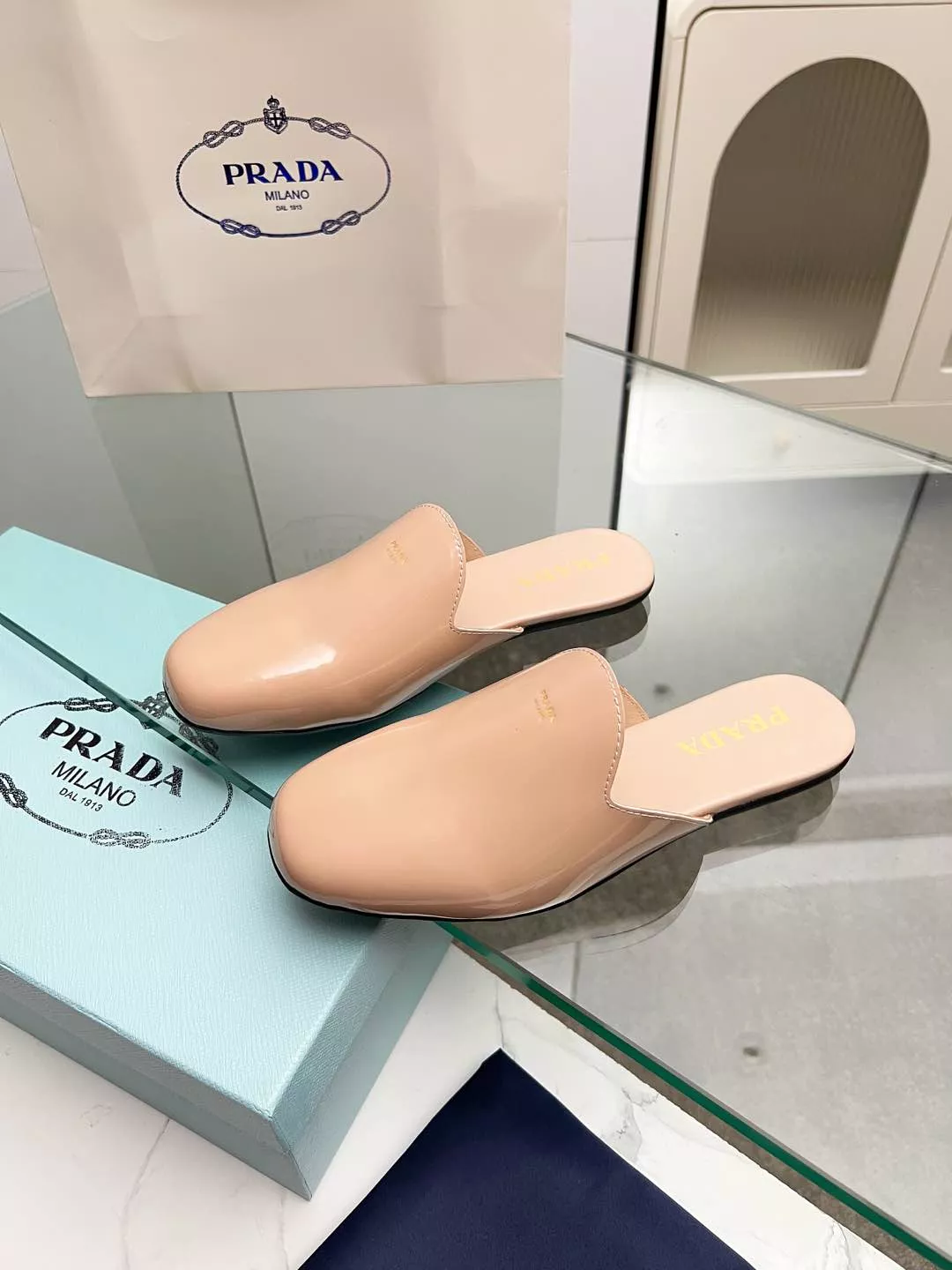 Prada Slippers For Women ModernLook 2156