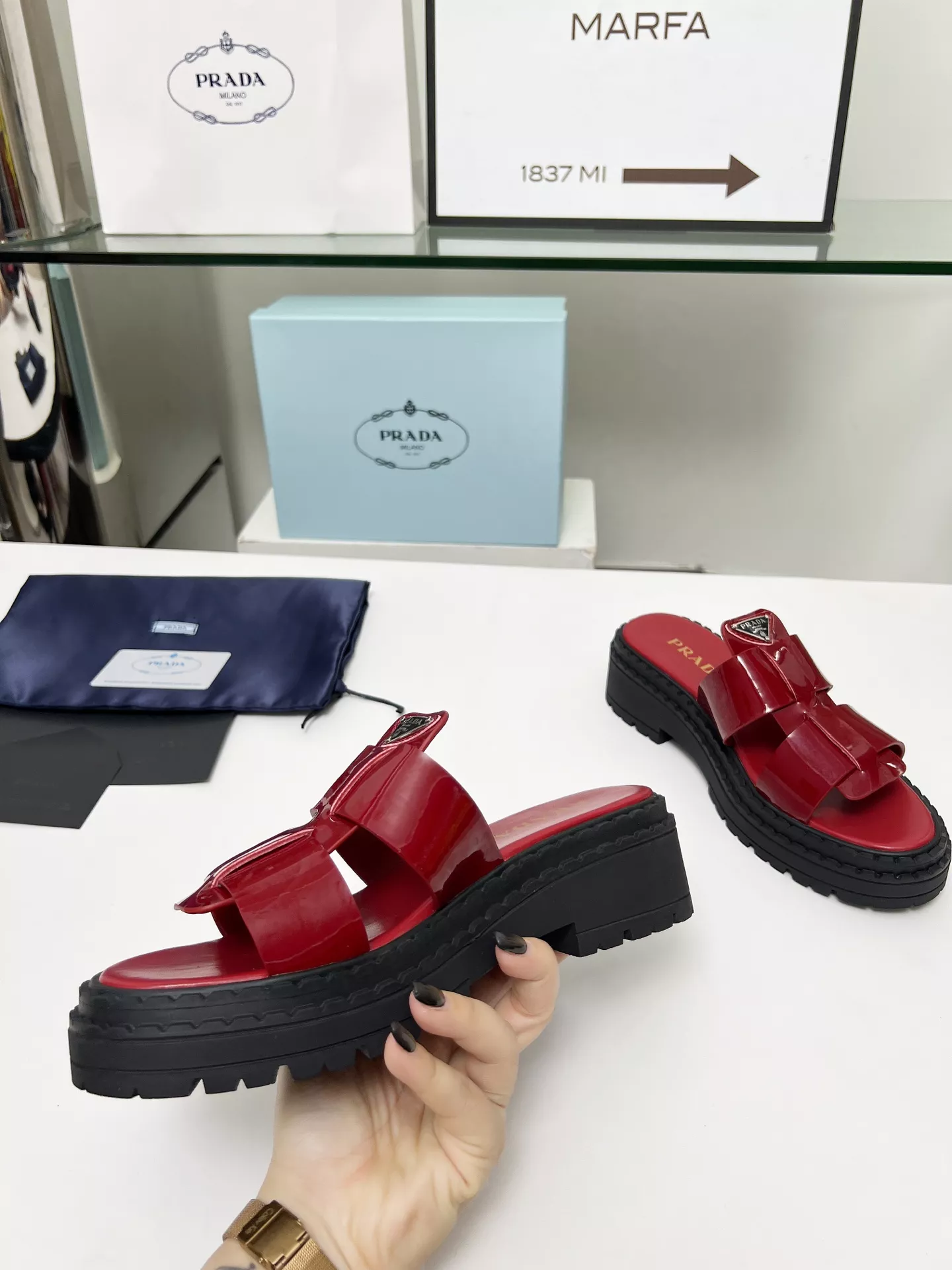 Prada Slippers For Women NewStyle 5351