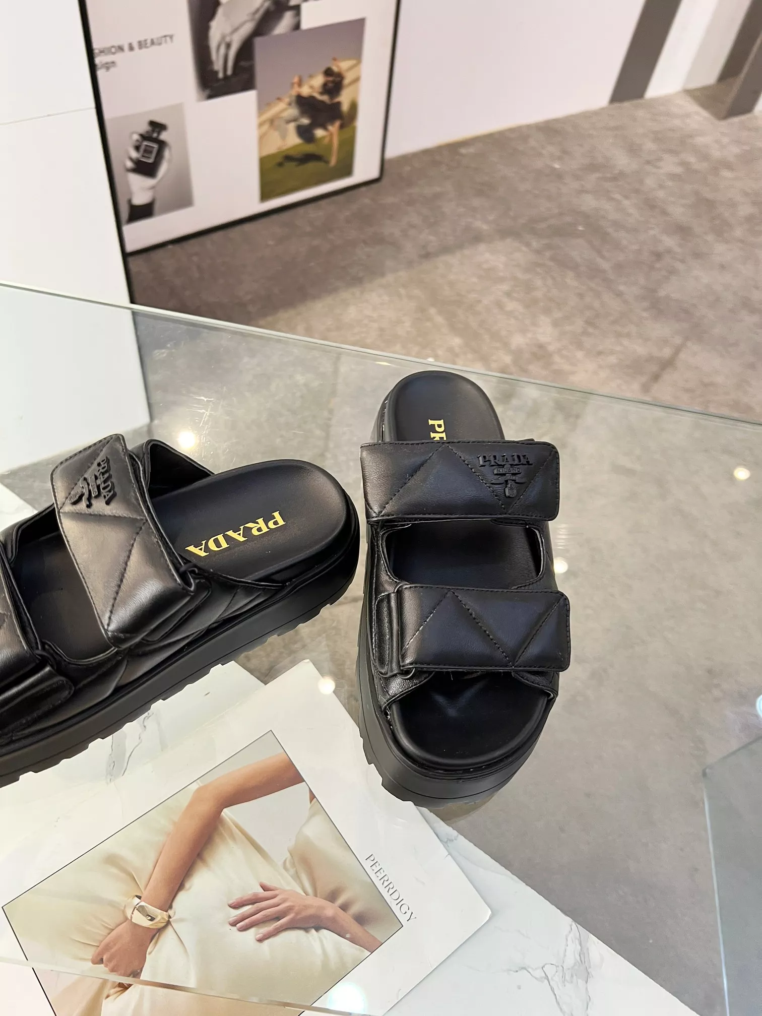 Prada Slippers For Women Popular 681