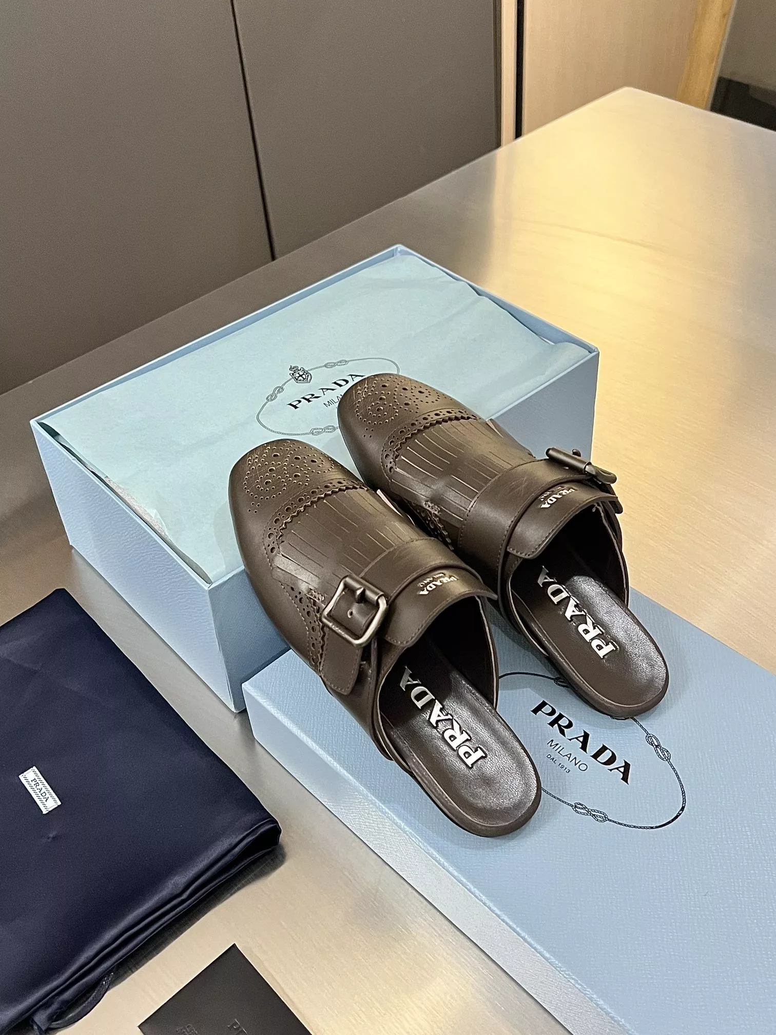 Prada Slippers For Women Refined 9087