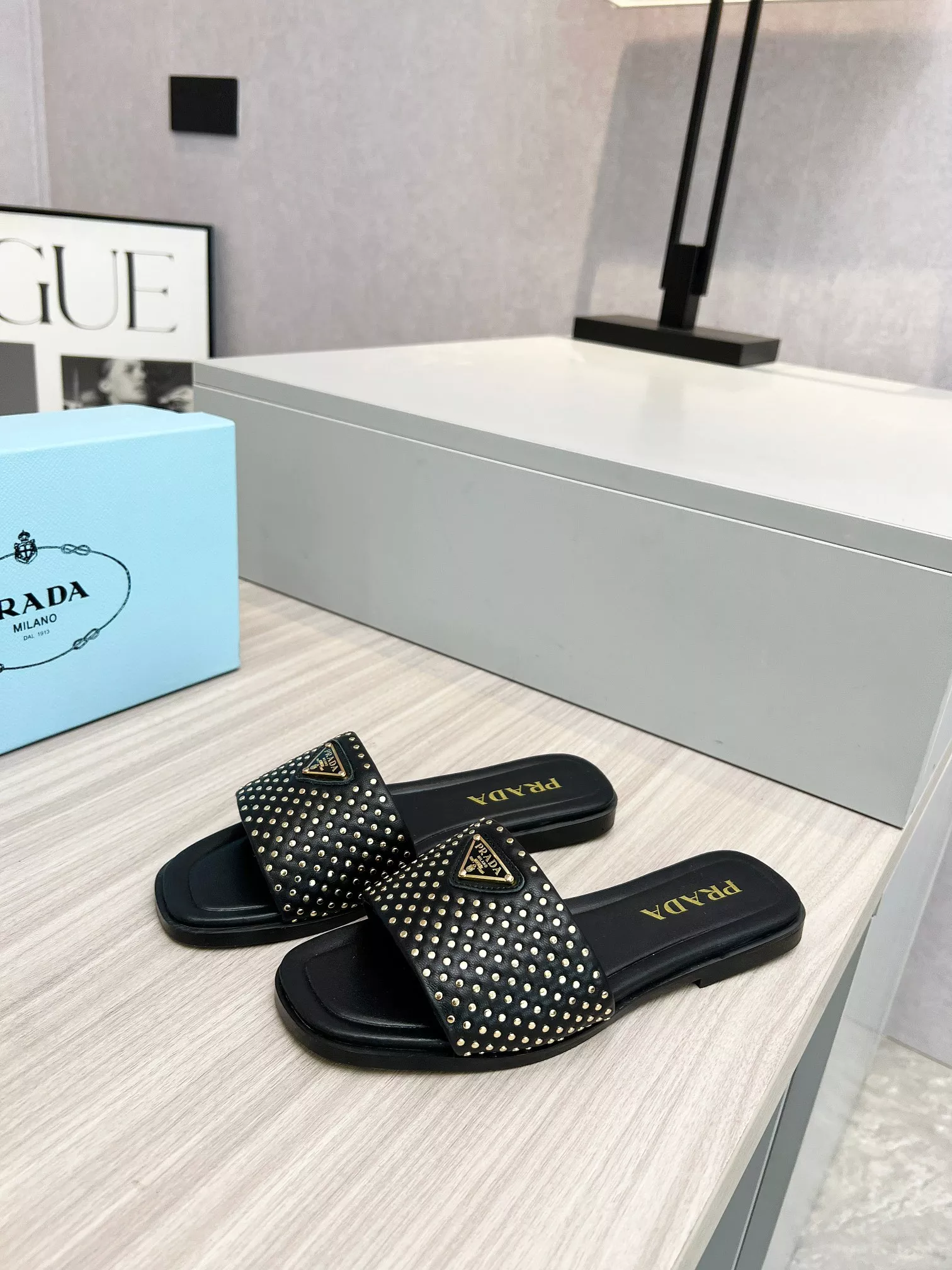 Prada Slippers For Women Soft 1252