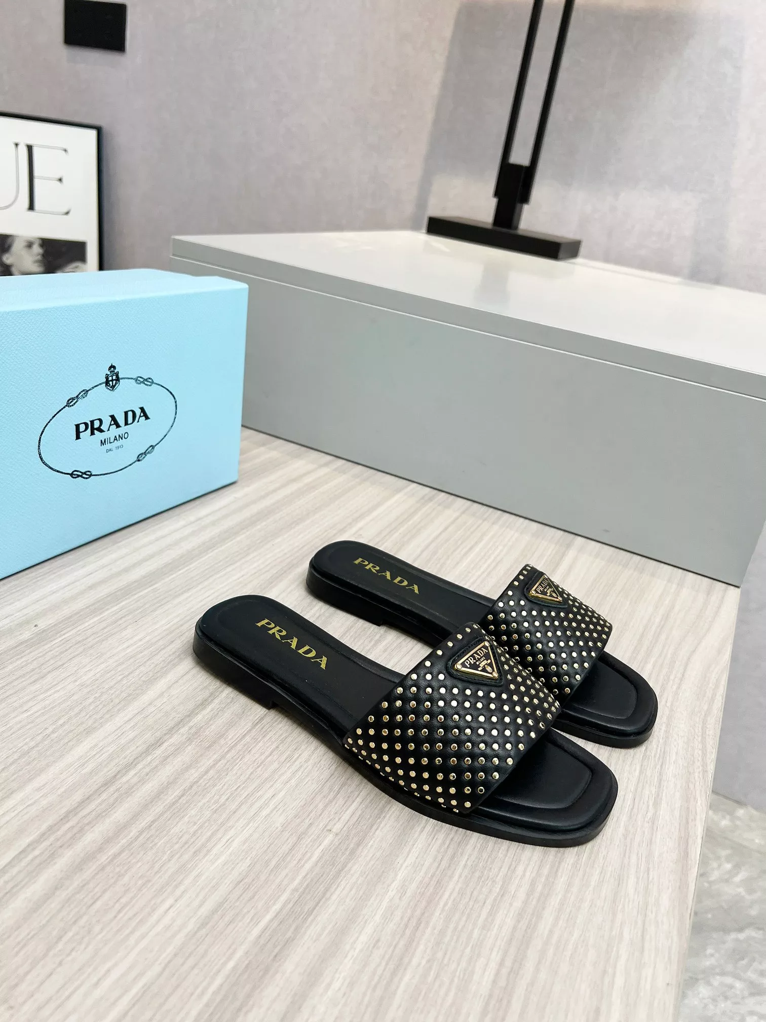 Prada Slippers For Women Soft 1252