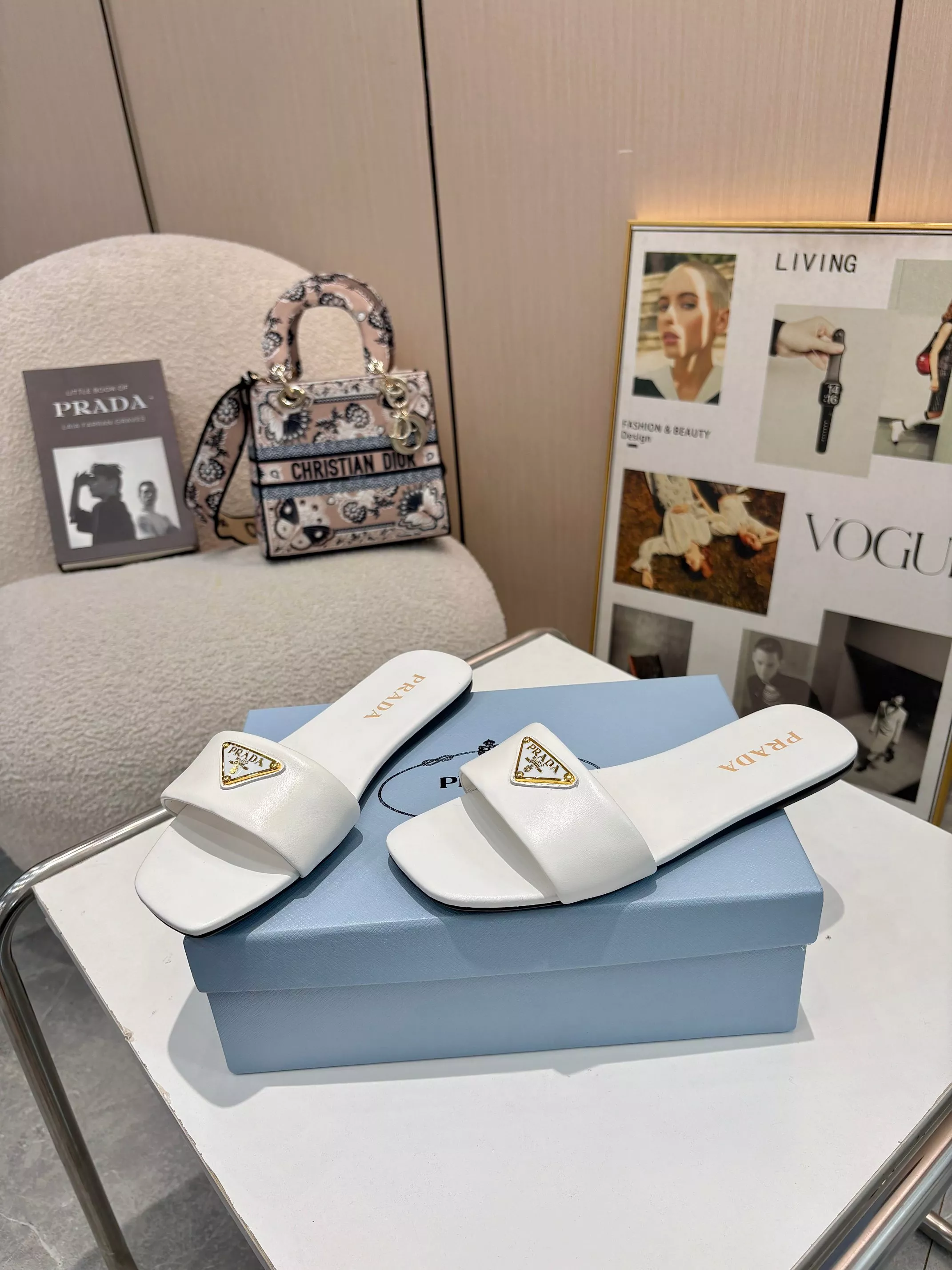 Prada Slippers For Women Soft 9969