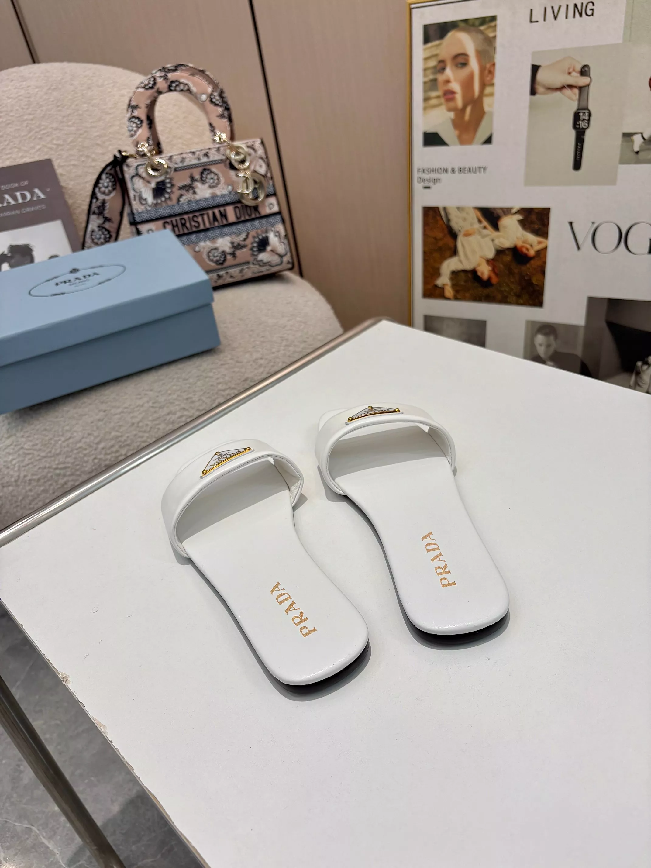 Prada Slippers For Women Soft 9969