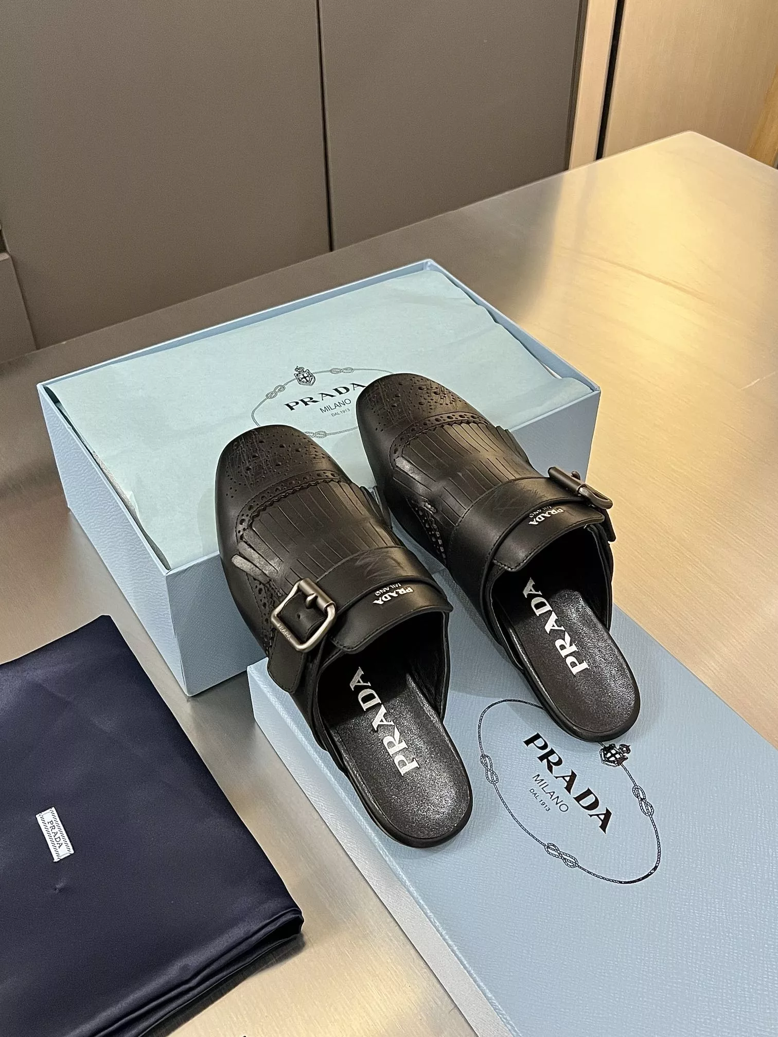 Prada Slippers For Women Timeless 4414