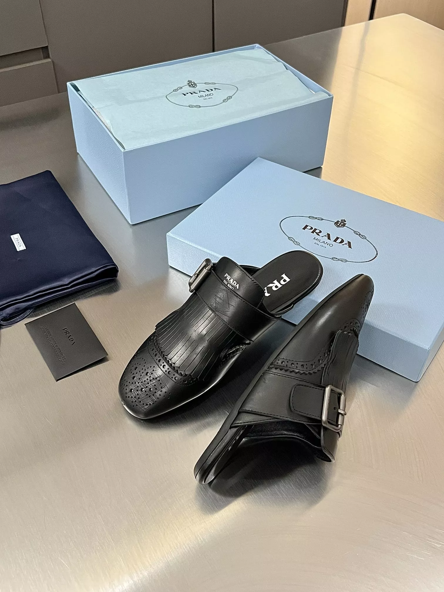 Prada Slippers For Women Timeless 4414