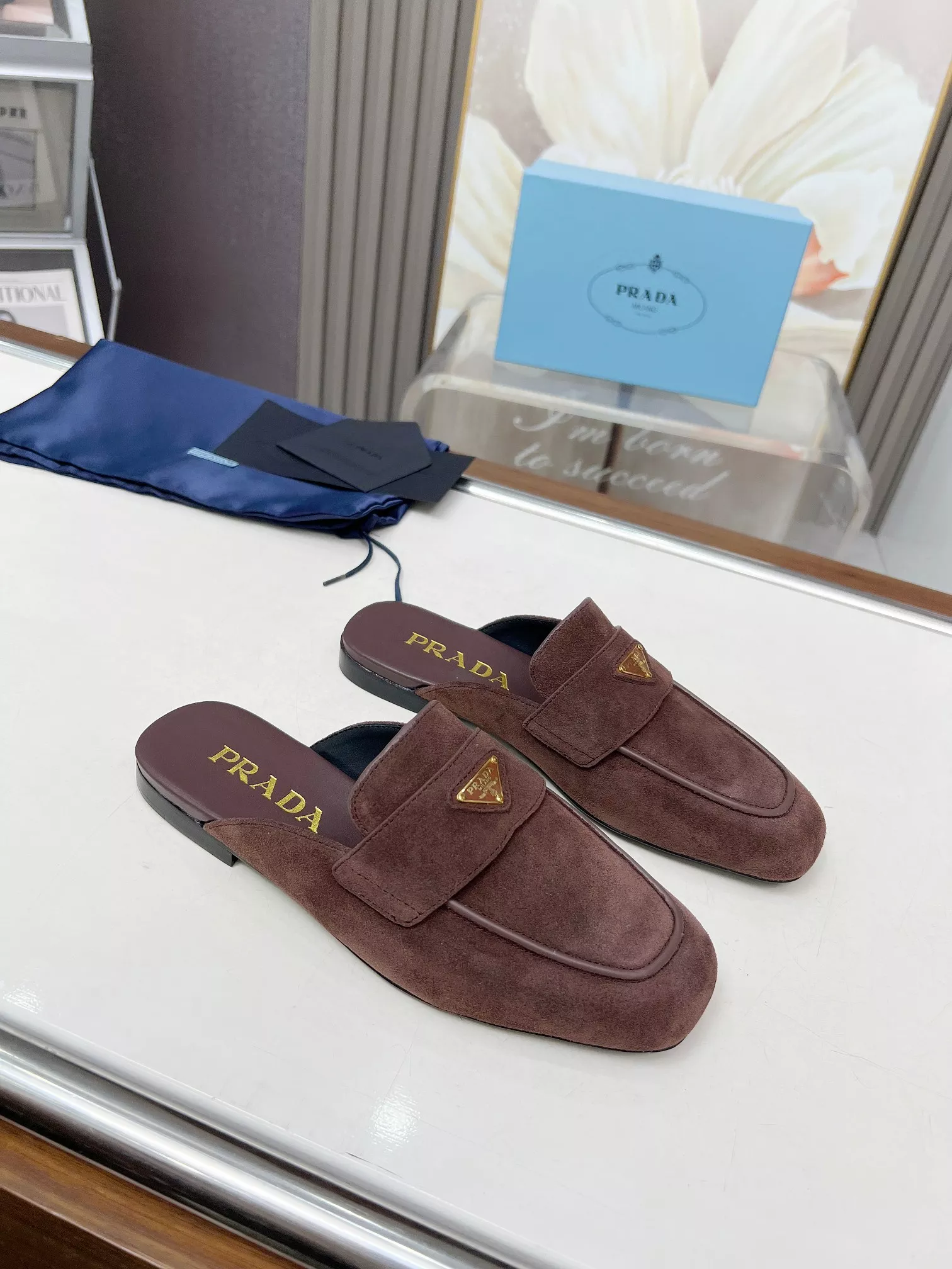 Prada Slippers For Women Versatile 3589