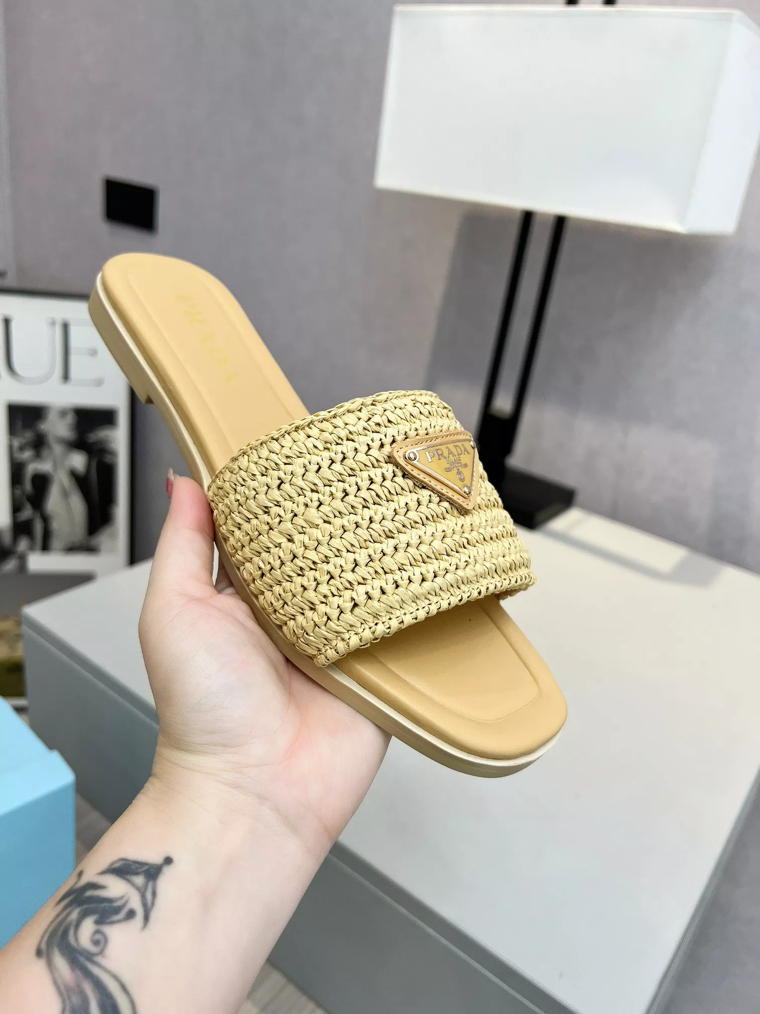 Prada Slippers For Women Vibrant 2165