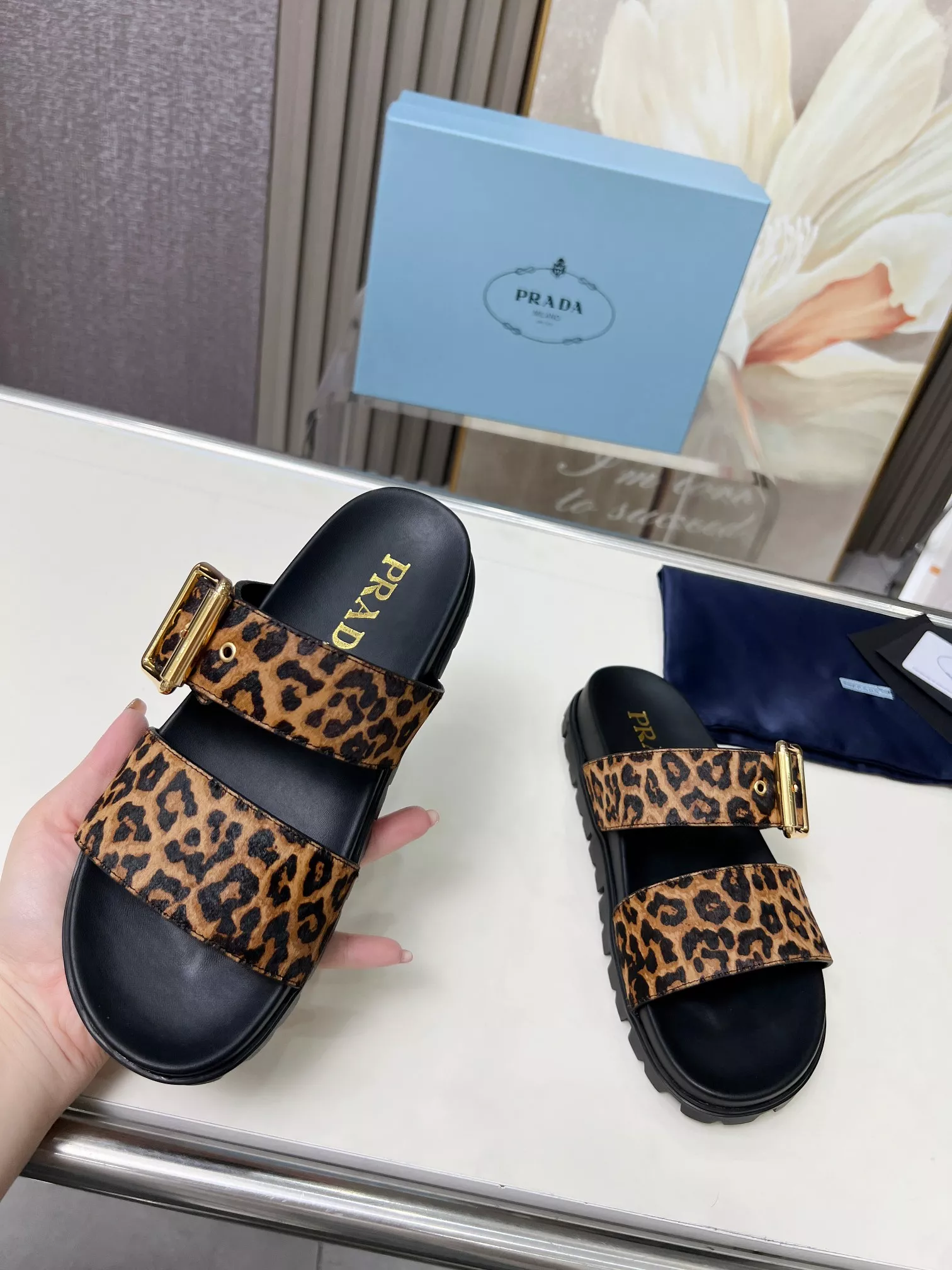 Prada Slippers For Women WellDesigned 3225