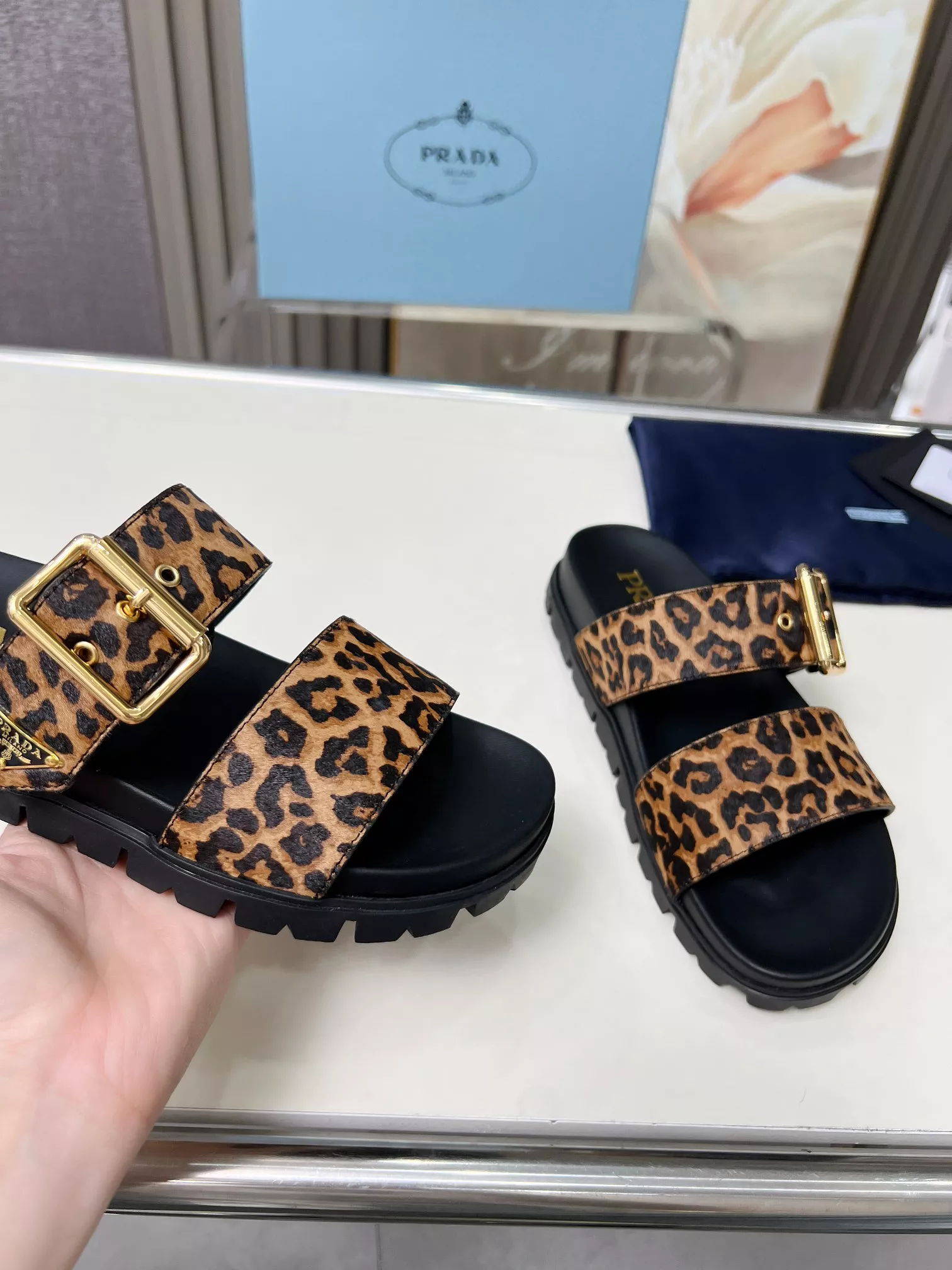 Prada Slippers For Women WellDesigned 3225