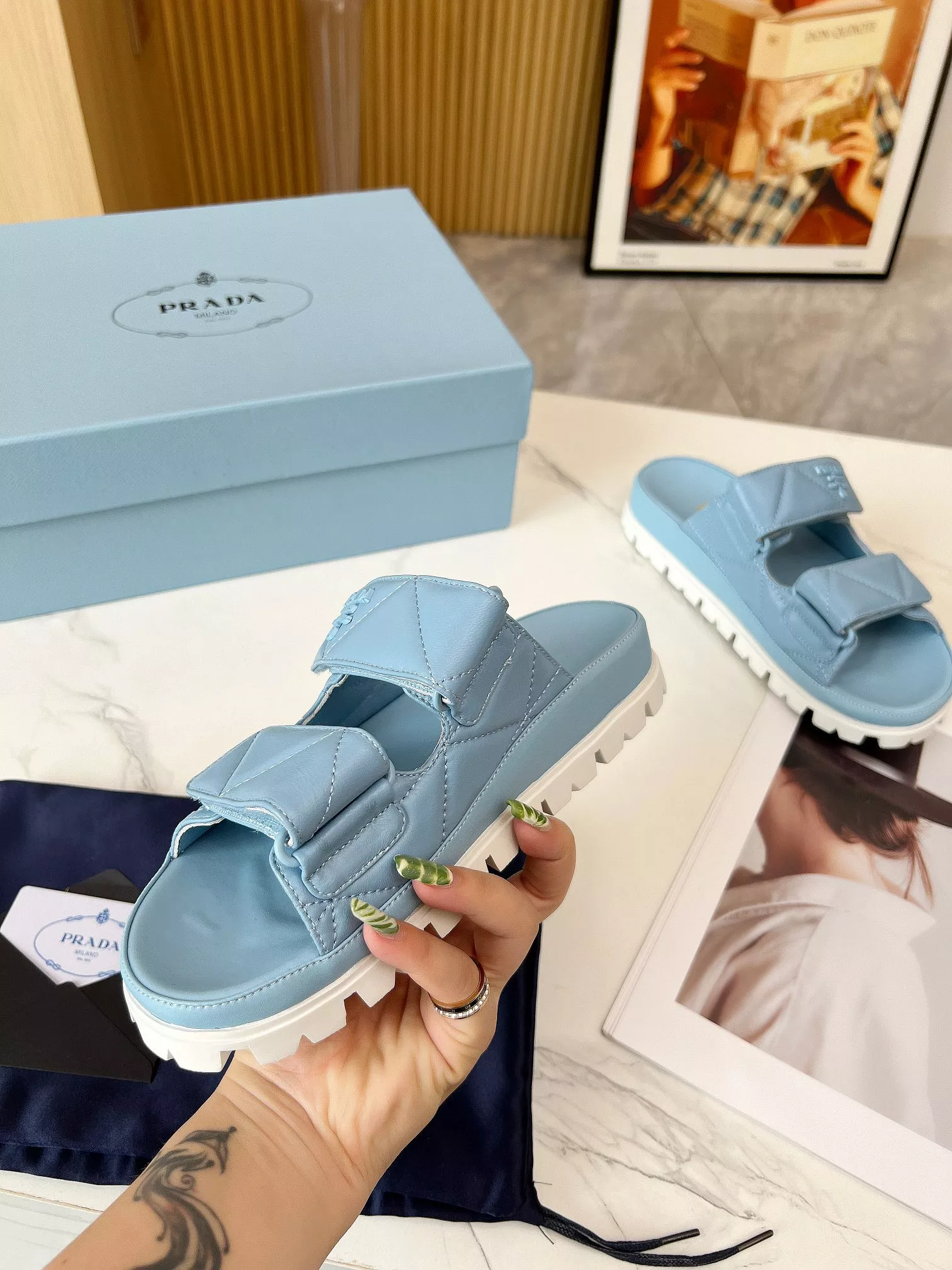 Prada Slippers For Women WellDesigned 8081