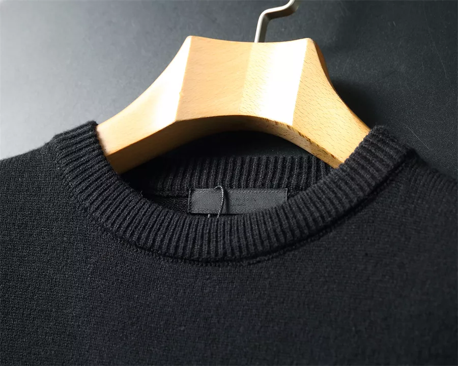 Prada Sweater Long Sleeved For Men SmartChoice 1330