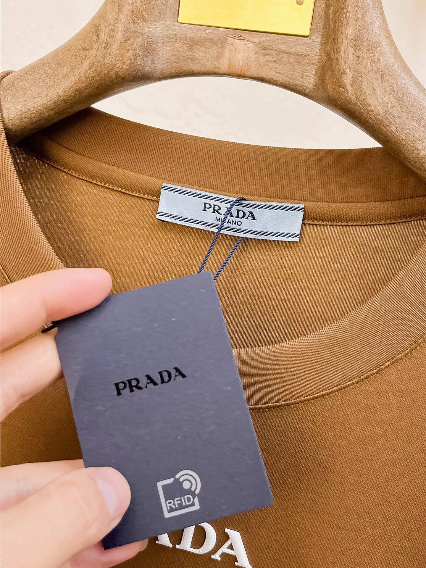Prada T-Shirts Short Sleeved For Men Bold 9536
