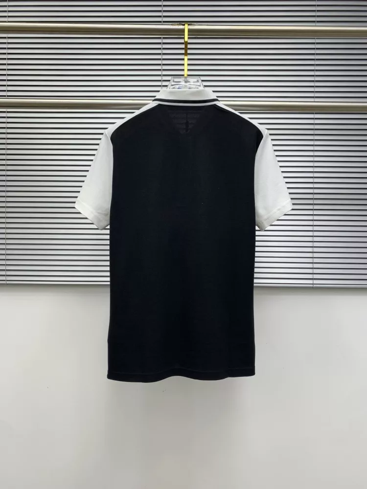 Prada T-Shirts Short Sleeved For Men Compact 6930