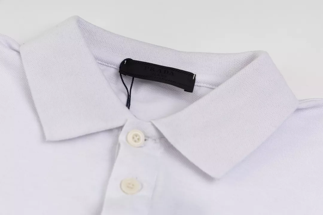 Prada T-Shirts Short Sleeved For Men DailyWear 1841