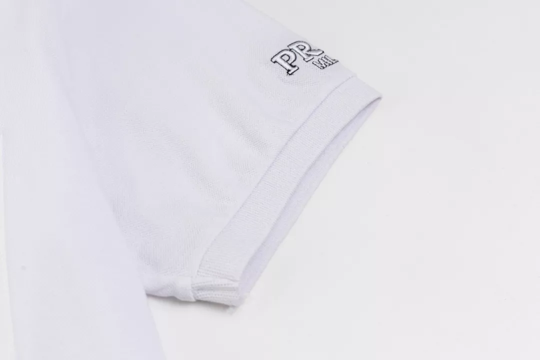 Prada T-Shirts Short Sleeved For Men DailyWear 1841