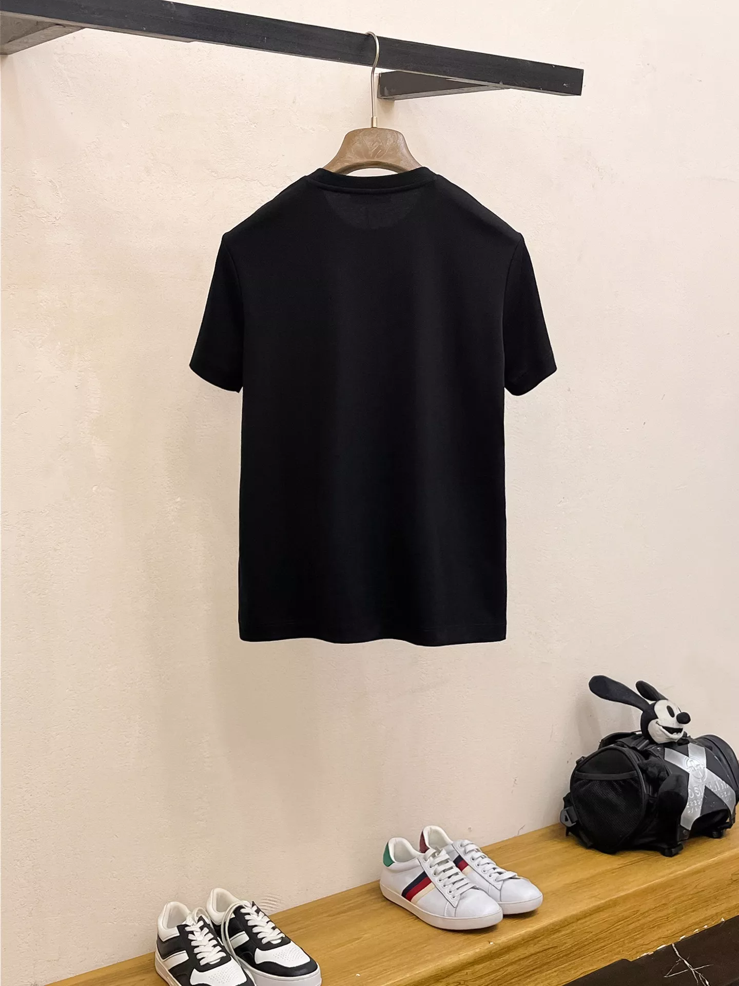 Prada T-Shirts Short Sleeved For Men Durable 8669