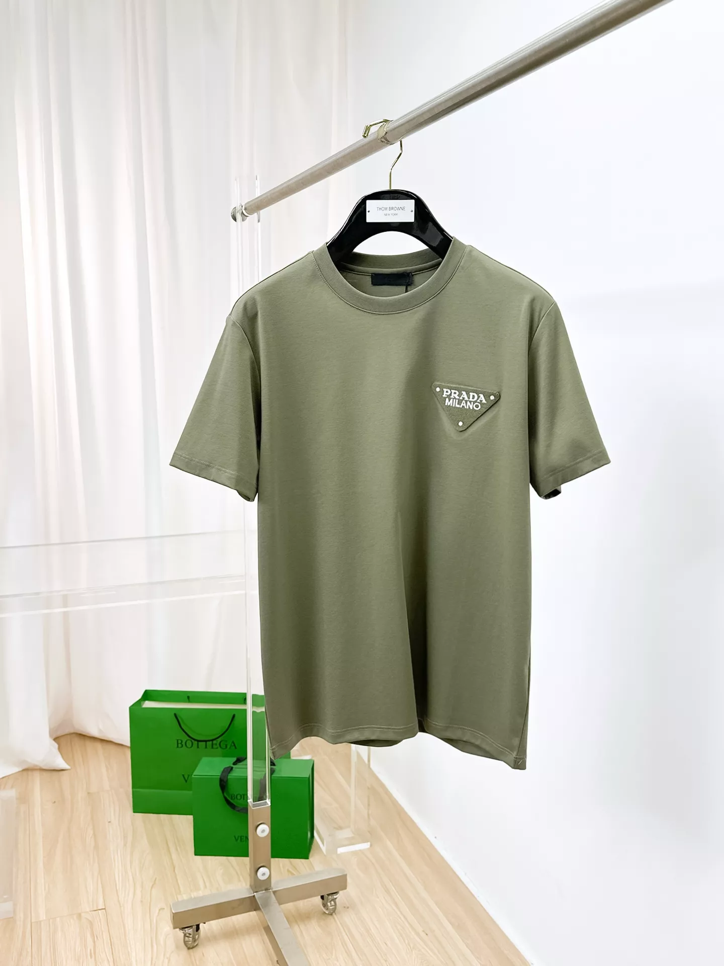 Prada T-Shirts Short Sleeved For Men Flexible 5388