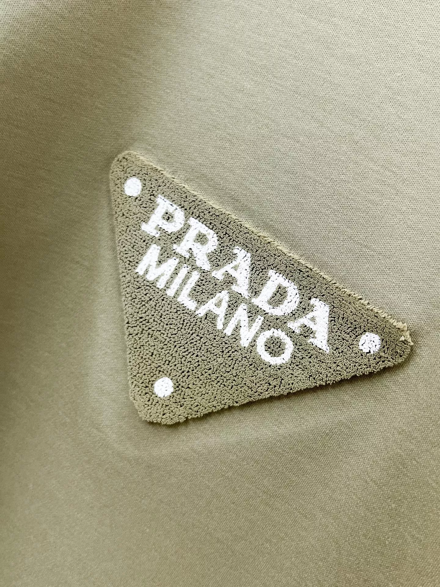 Prada T-Shirts Short Sleeved For Men Flexible 5388