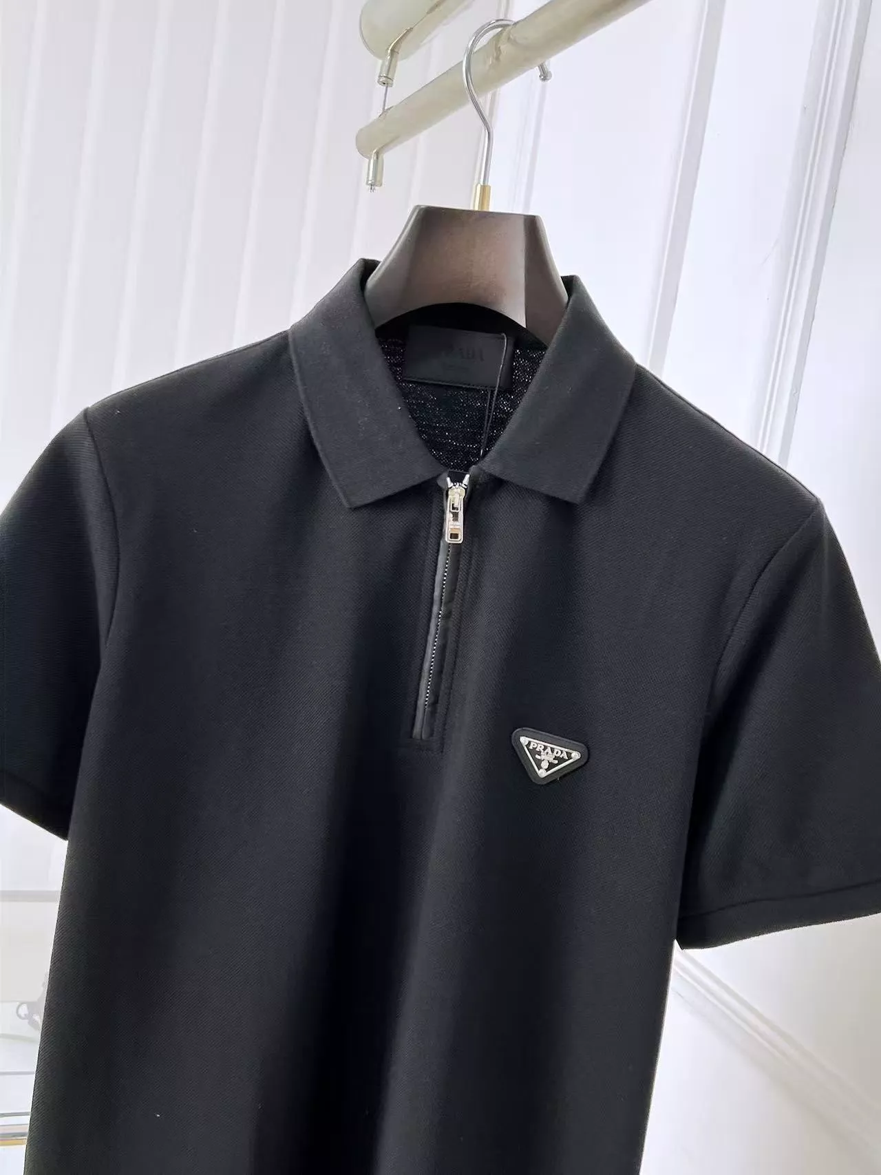 Prada T-Shirts Short Sleeved For Men Lightweight 6244