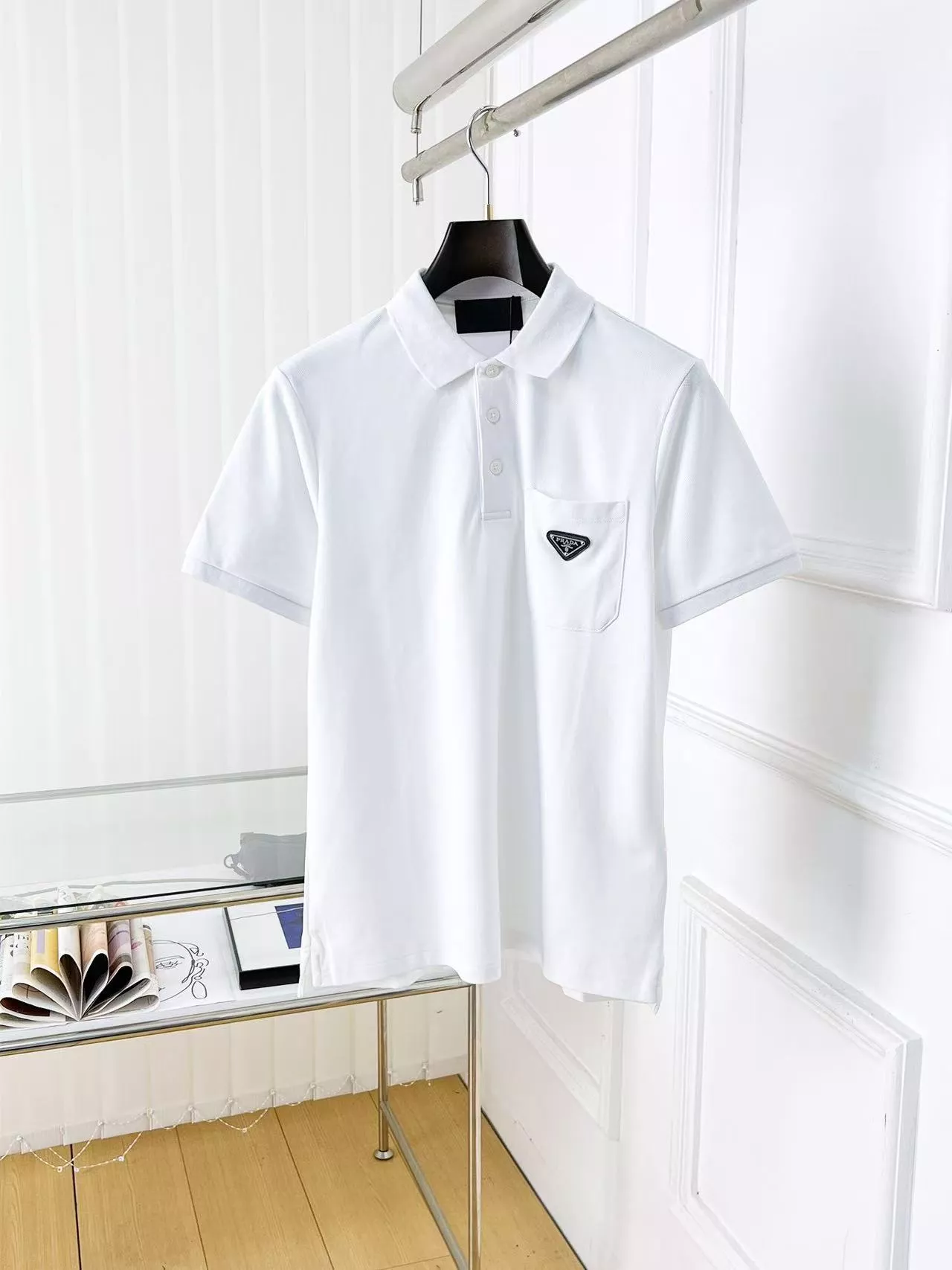 Prada T-Shirts Short Sleeved For Men Reliable 6136