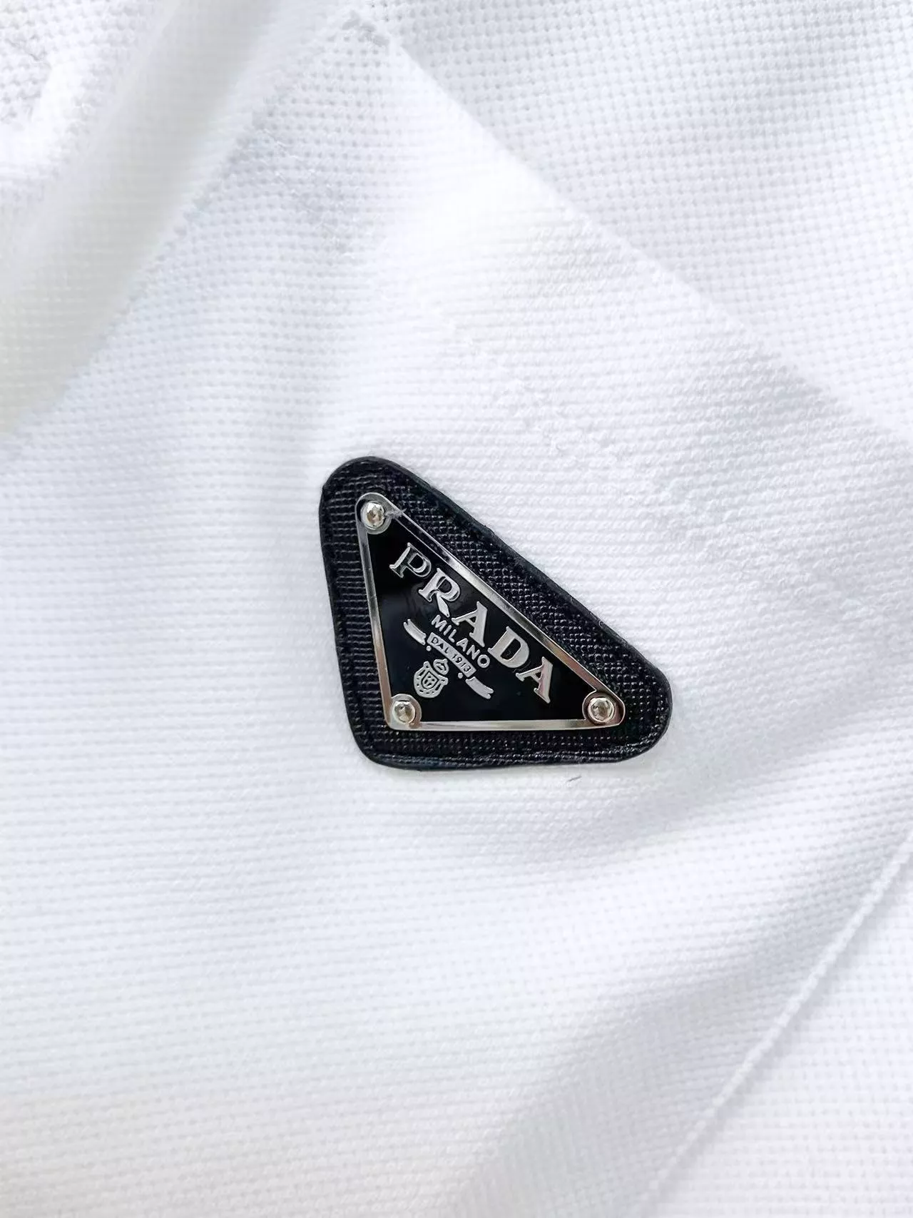 Prada T-Shirts Short Sleeved For Men Reliable 6136
