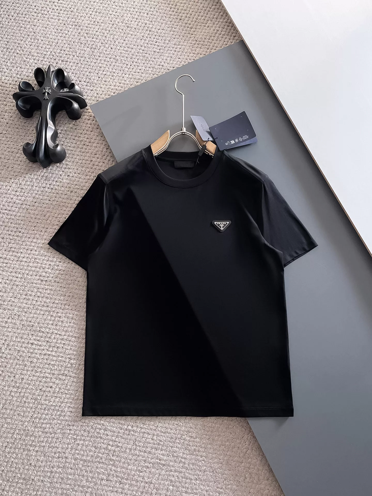 Prada T-Shirts Short Sleeved For Men Reliable 6513