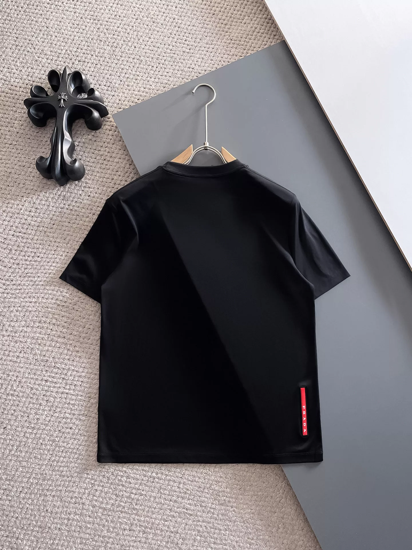Prada T-Shirts Short Sleeved For Men Reliable 6513