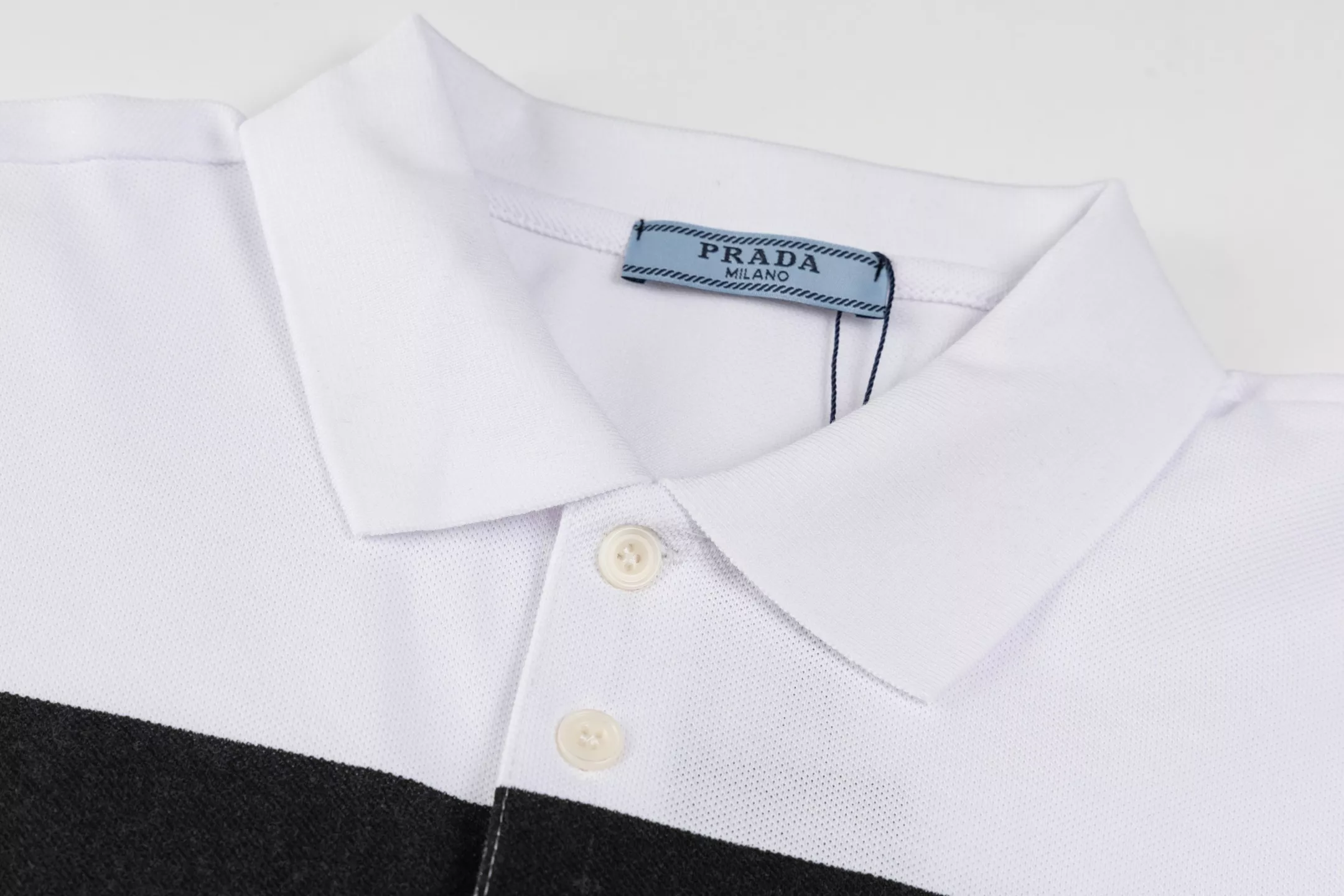 Prada T-Shirts Short Sleeved For Men Sleek 8070