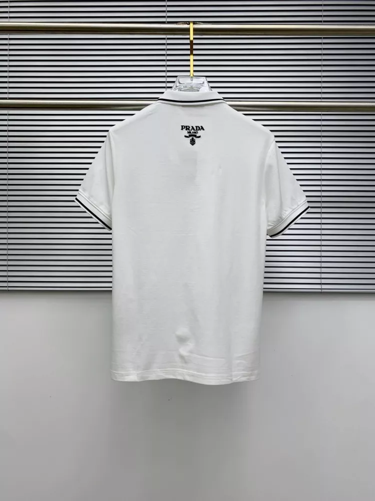 Prada T-Shirts Short Sleeved For Men Sophisticated 9458